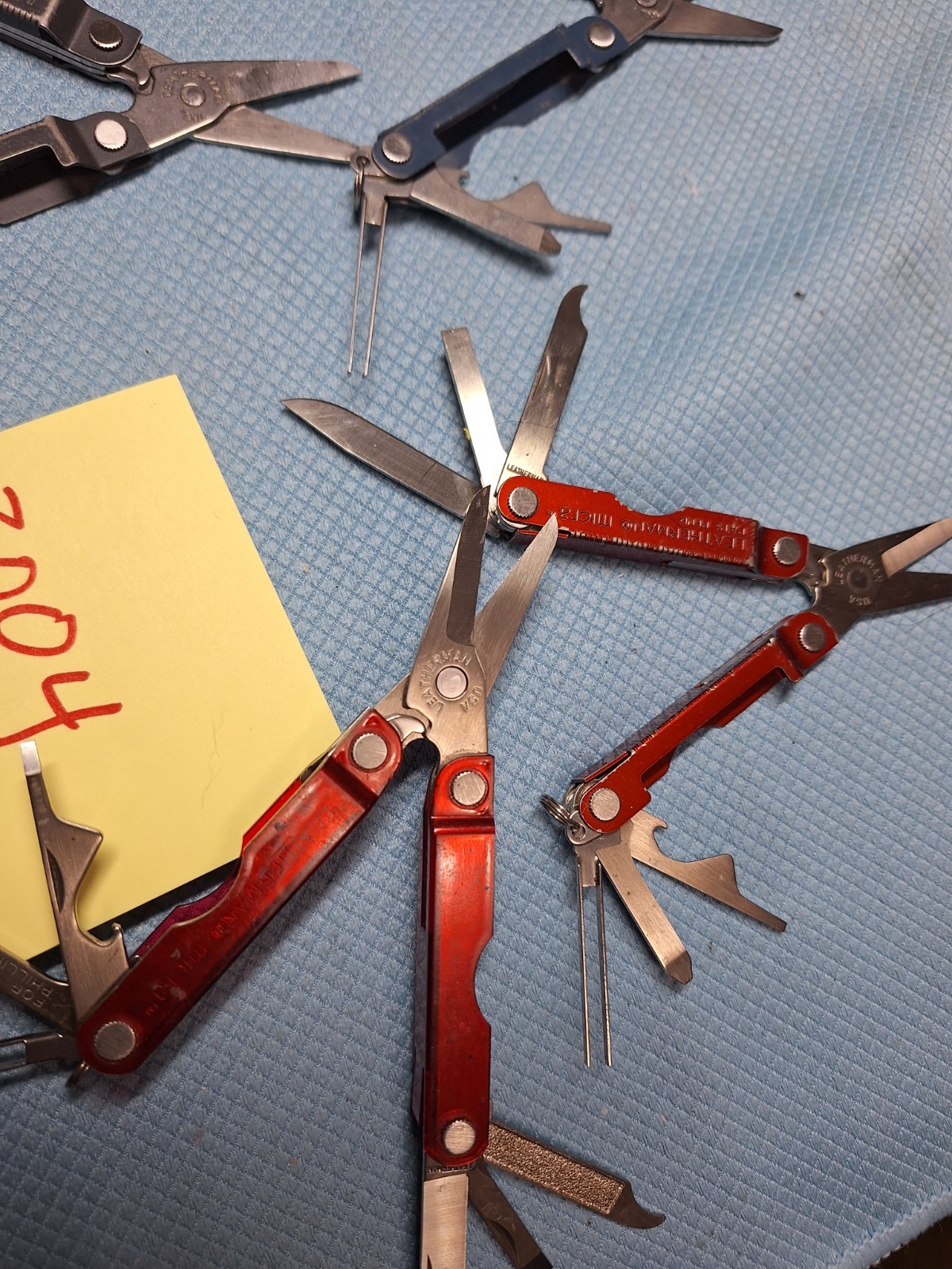 4 Leatherman MICRA Mini Multi Tools AIRPORT CONFISCATION LOT 3004