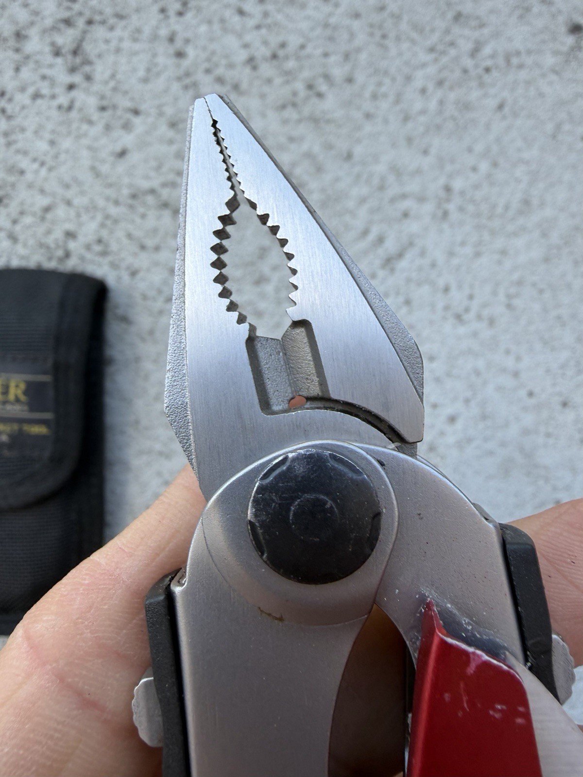 GERBER OCTANE RED/SILVER MULTI-PLIER MULTI TOOL IN SHEATH DISCONTINUED, RARE