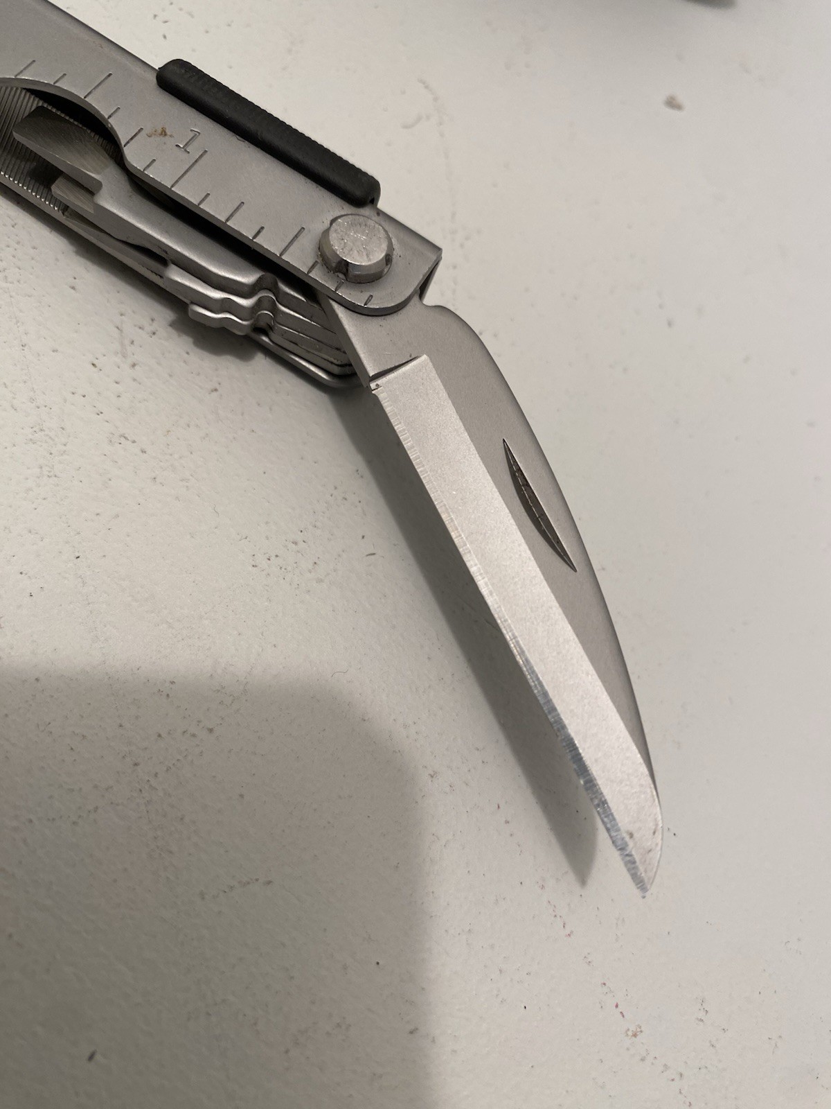 Gerber MP600 Military Multiplier Multi Tool w/ Carbon Cutters & MOLLE Case