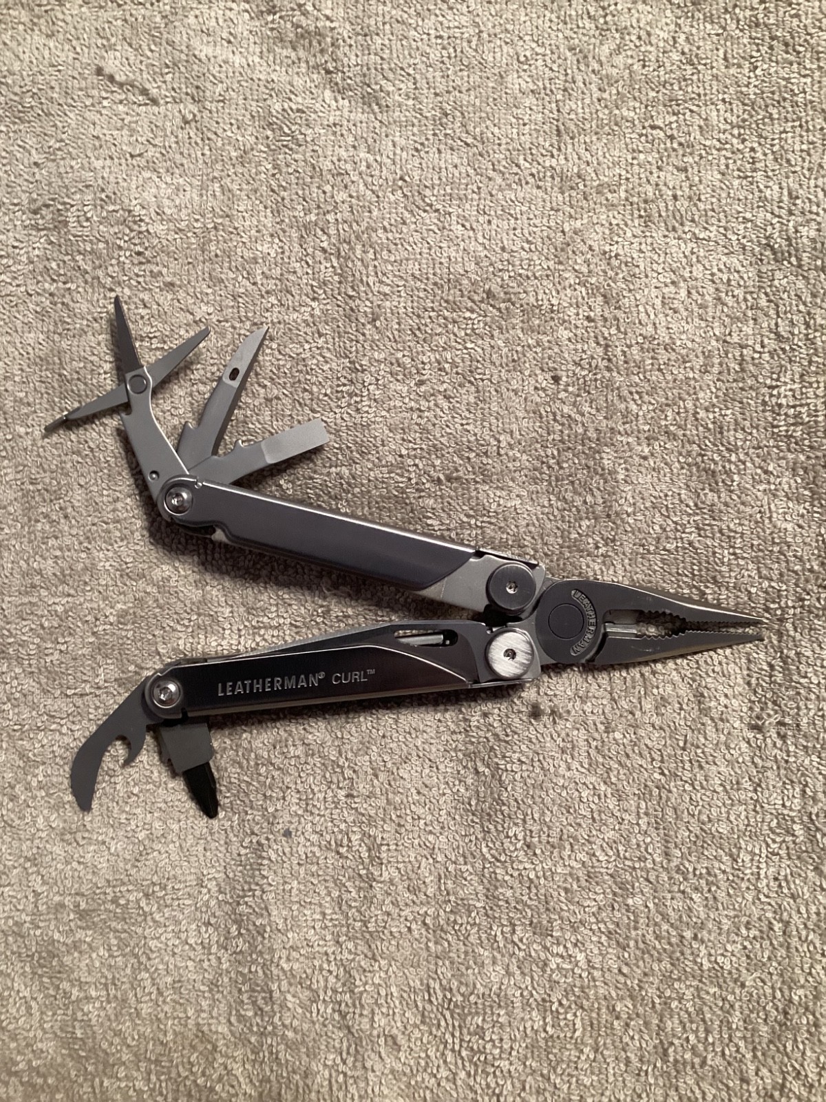 Leatherman CURL Multi Tool W/Pouch NEW