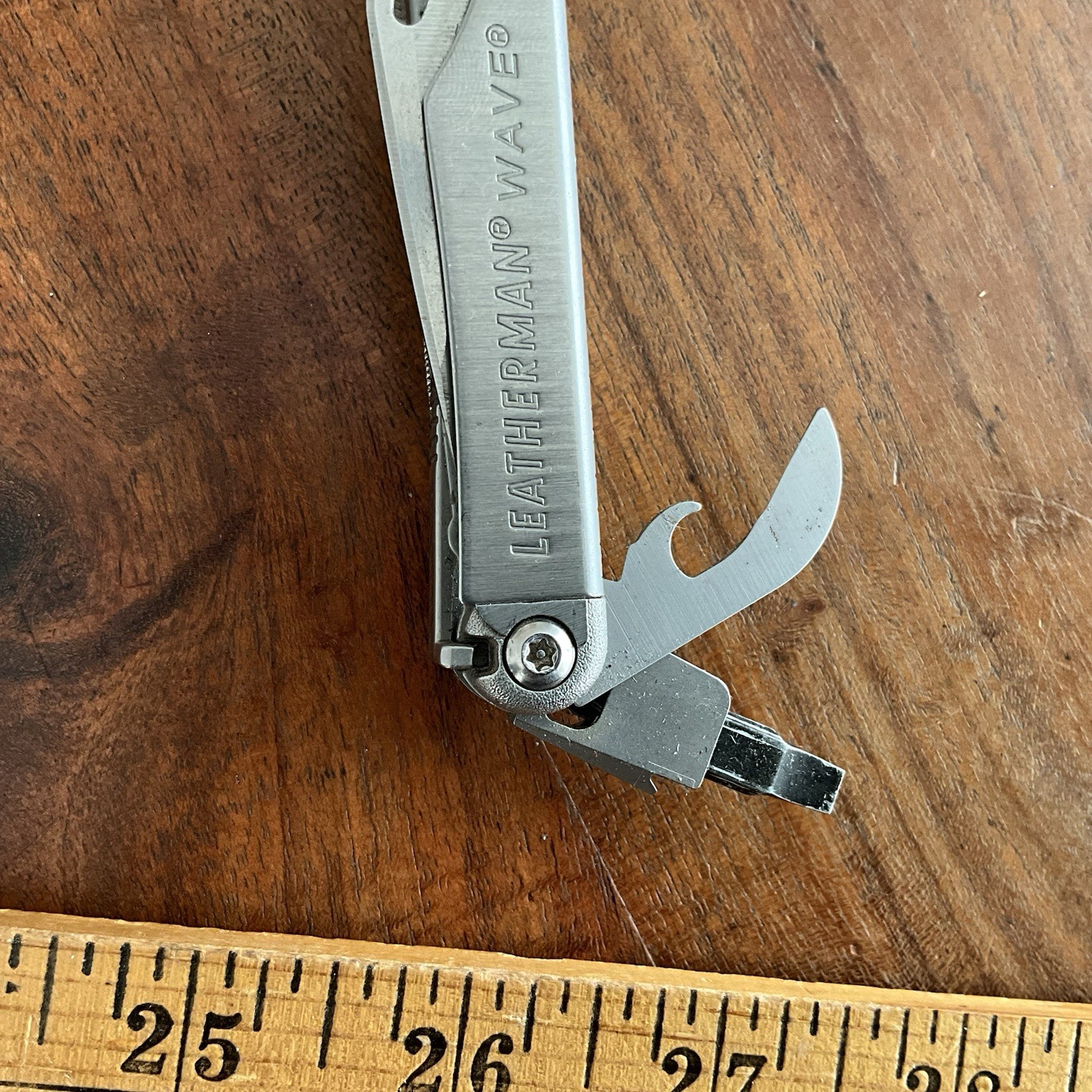Leatherman WAVE Multi-Tool Date Code 0211 (Feb 2011)