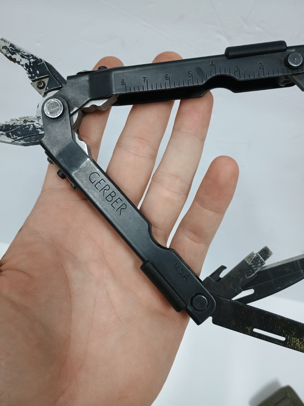 Gerber MP600 Multi Tool Multi plier Military Issue Black Camo Sheath w/Allen Key