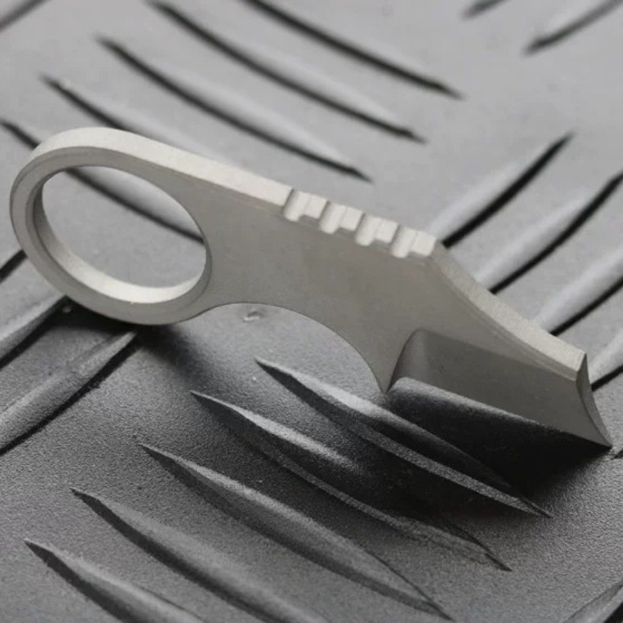 Titanium alloy keychain EDC Necklace pendant – 8cm