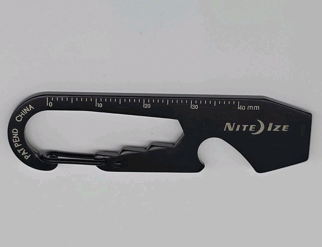Wallet Ninja 18-in-1 Credit Card Multi-tool, EDC Card Knife & Carabiner