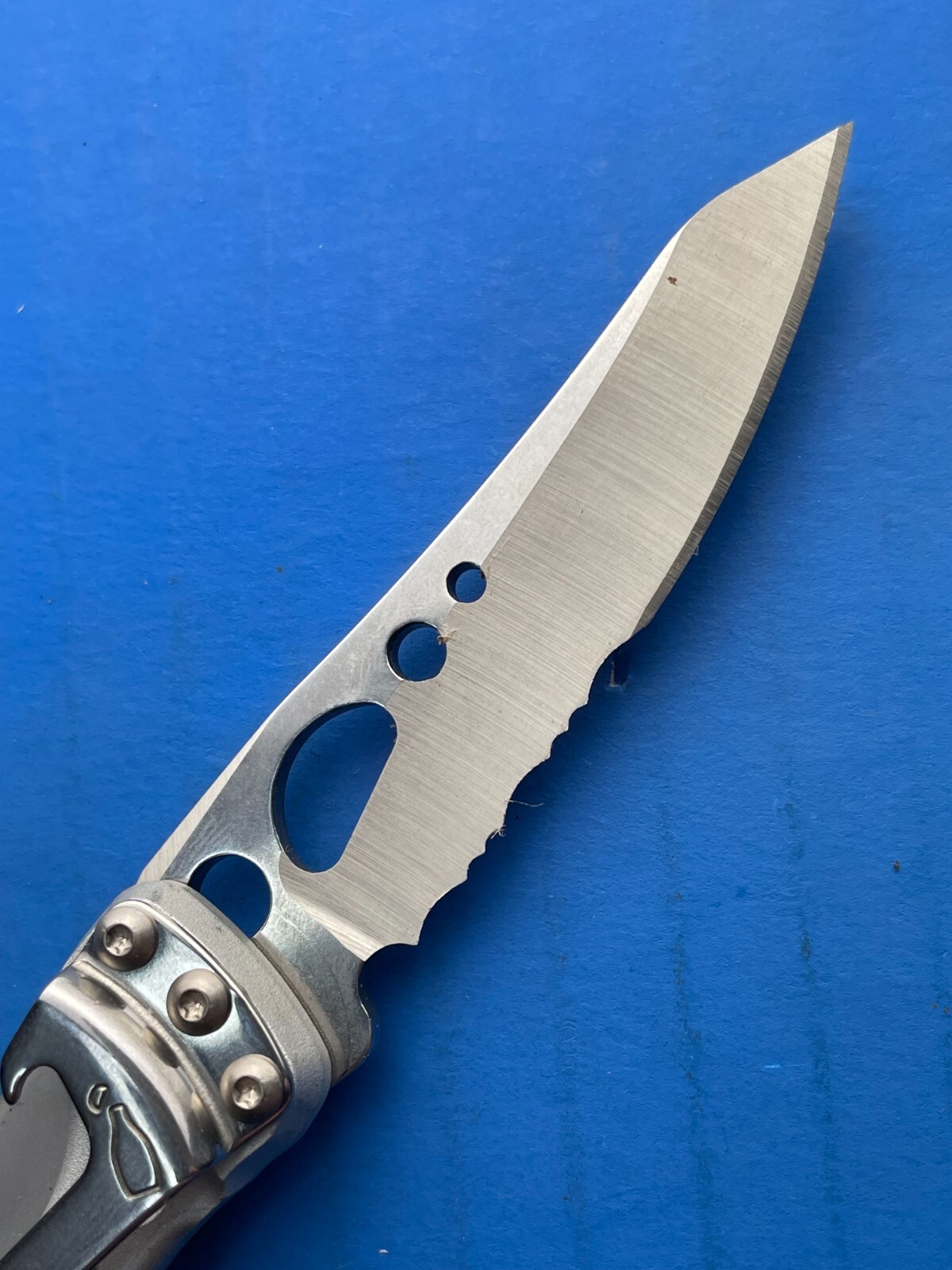 Leatherman Skeletool KB/KBX Pocket Knife w/ Bottle Opener – Various Styles