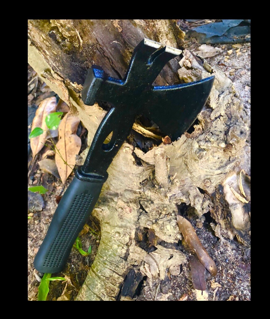 14” Hatchet Crowbar Hammer Axe Survival Multi-Tool.(Solid Cast Iron+Rubber Grip)