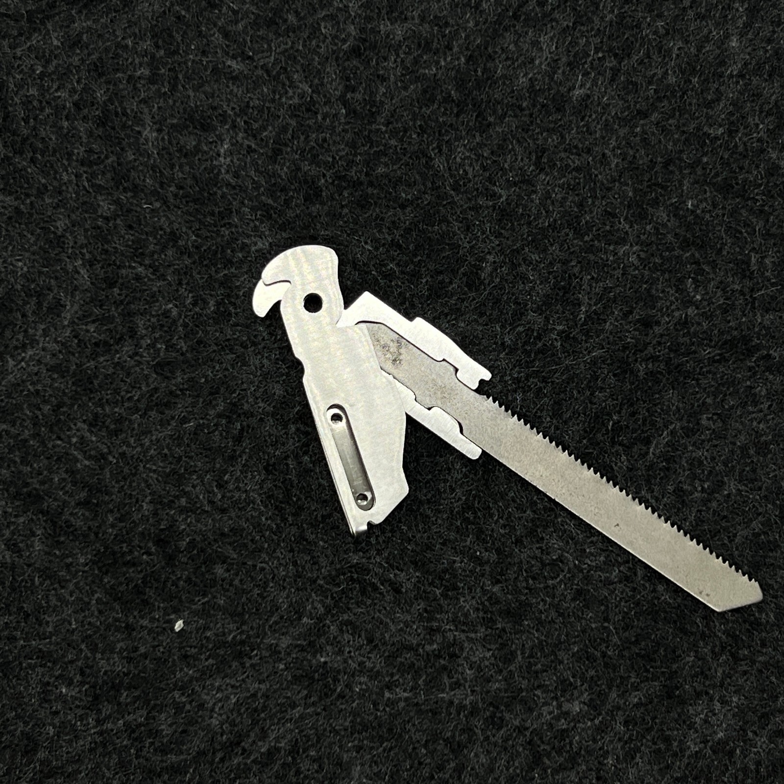 For Leatherman Free P2 P4 ARC Stainless steel Saw T-Shank Holder with Thumb Grip