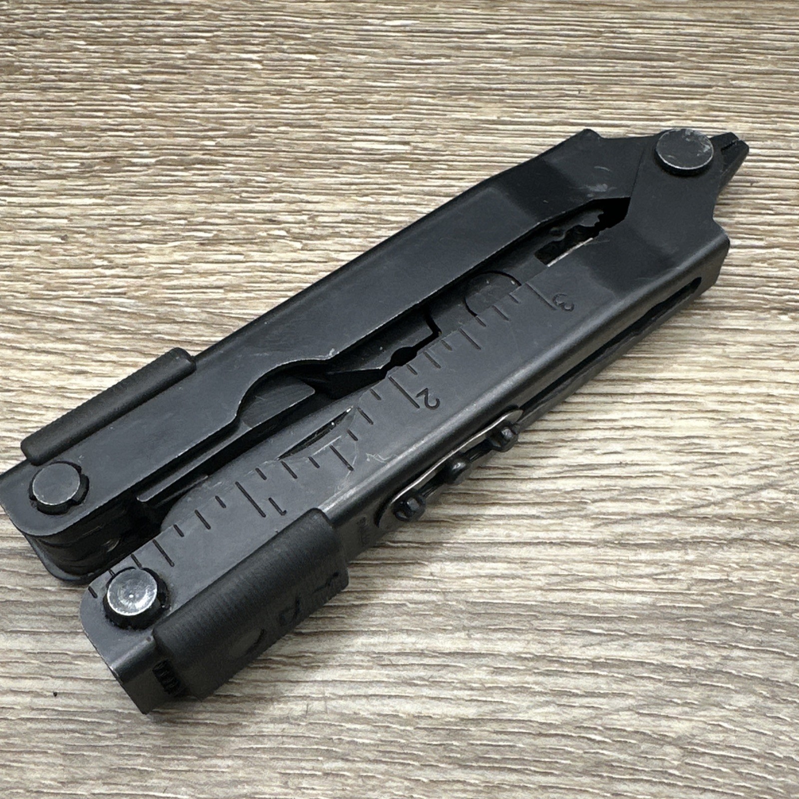 Gerber MP600 Multi-Plier Multi-Tool – Black BROKEN FILE!