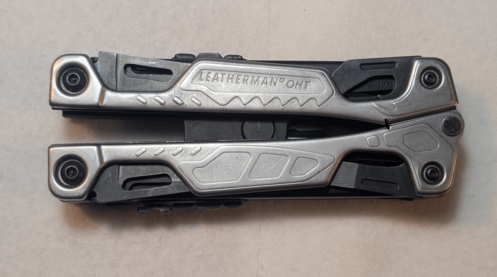 Leatherman OHT Tuxedo – Discontinued