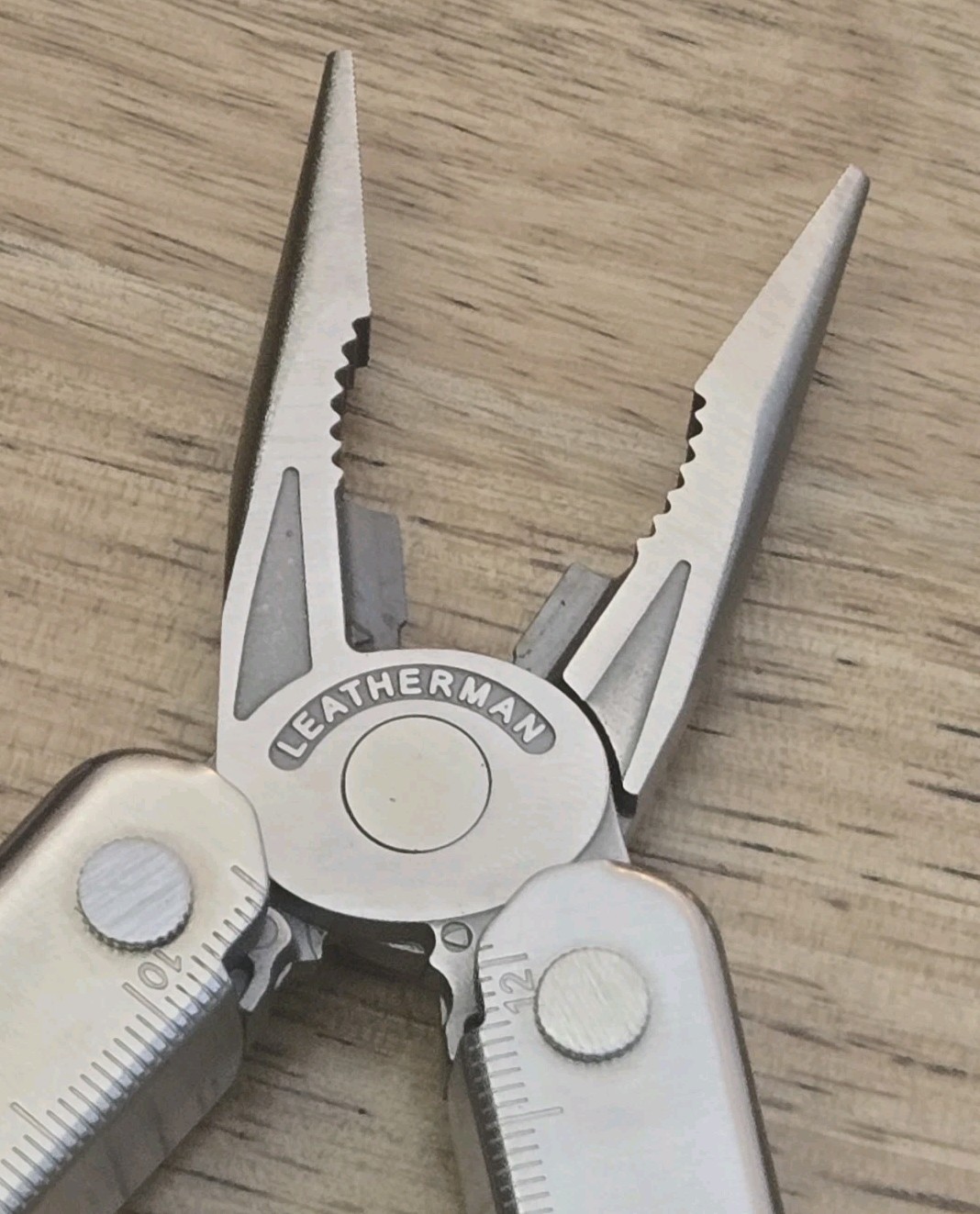 VTG NEW OLD STOCK Leatherman Core Multi Tool /w LEATHER CASE RETIRED CLASSIC!