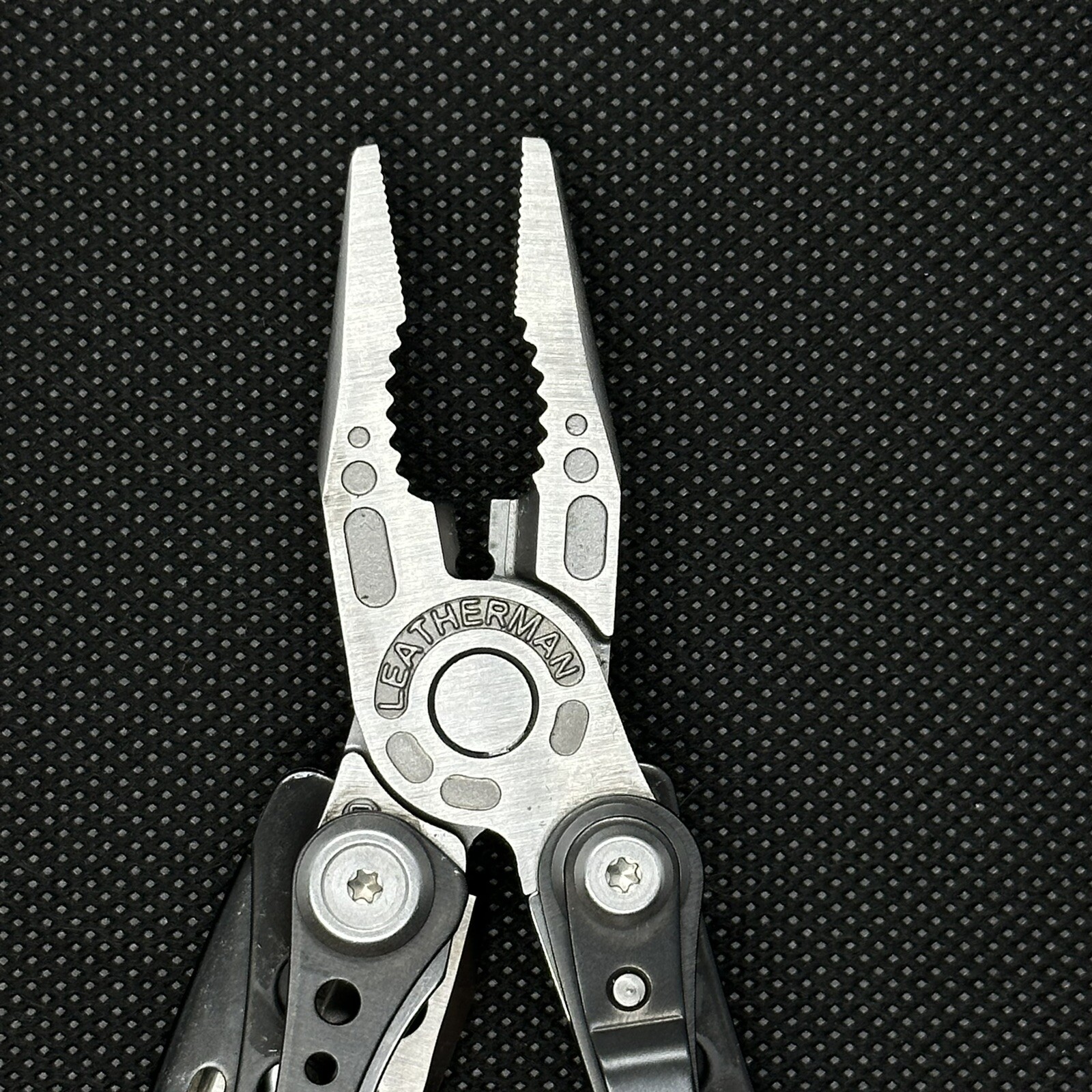 Crescent Productions Leatherman Skeletool CX, hunt, fish, camp, hike, EDC