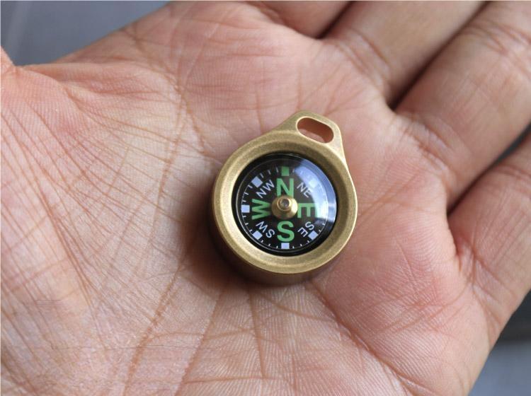 EDC Brass Compass Survival Compass Portable Keychain Necklace Pendant Outdoor