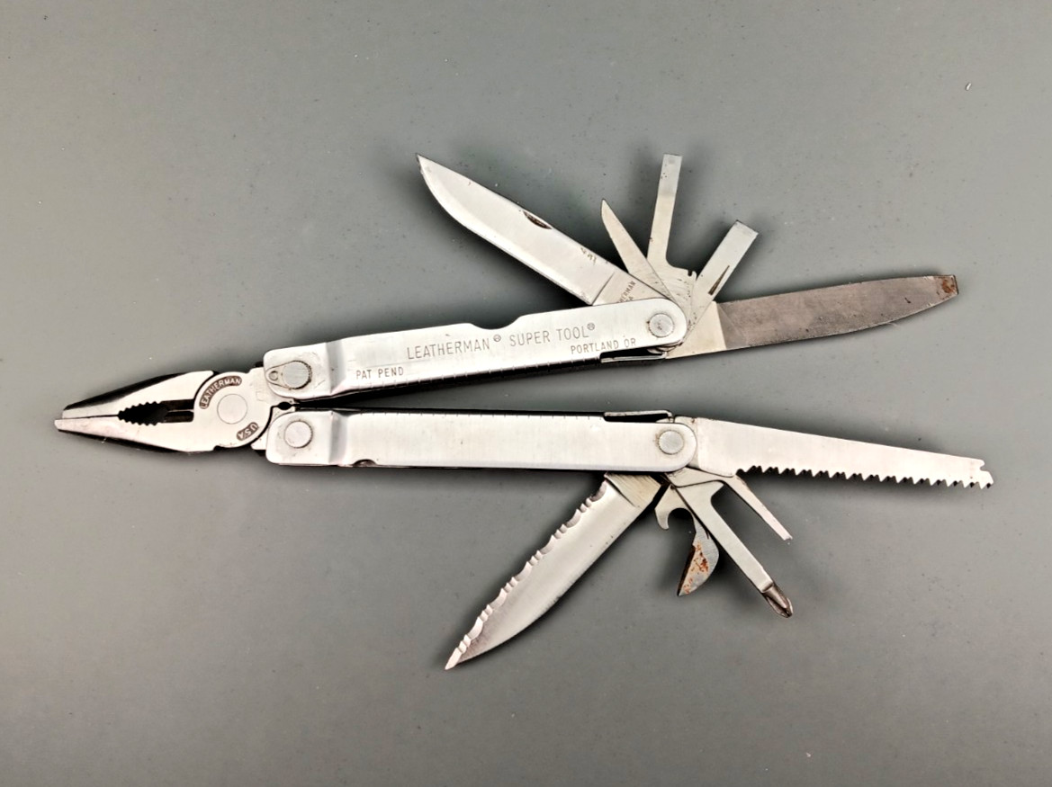 Vtg 1995 Pat Pending LEATHERMAN Super Multi Tool 10 Blade
