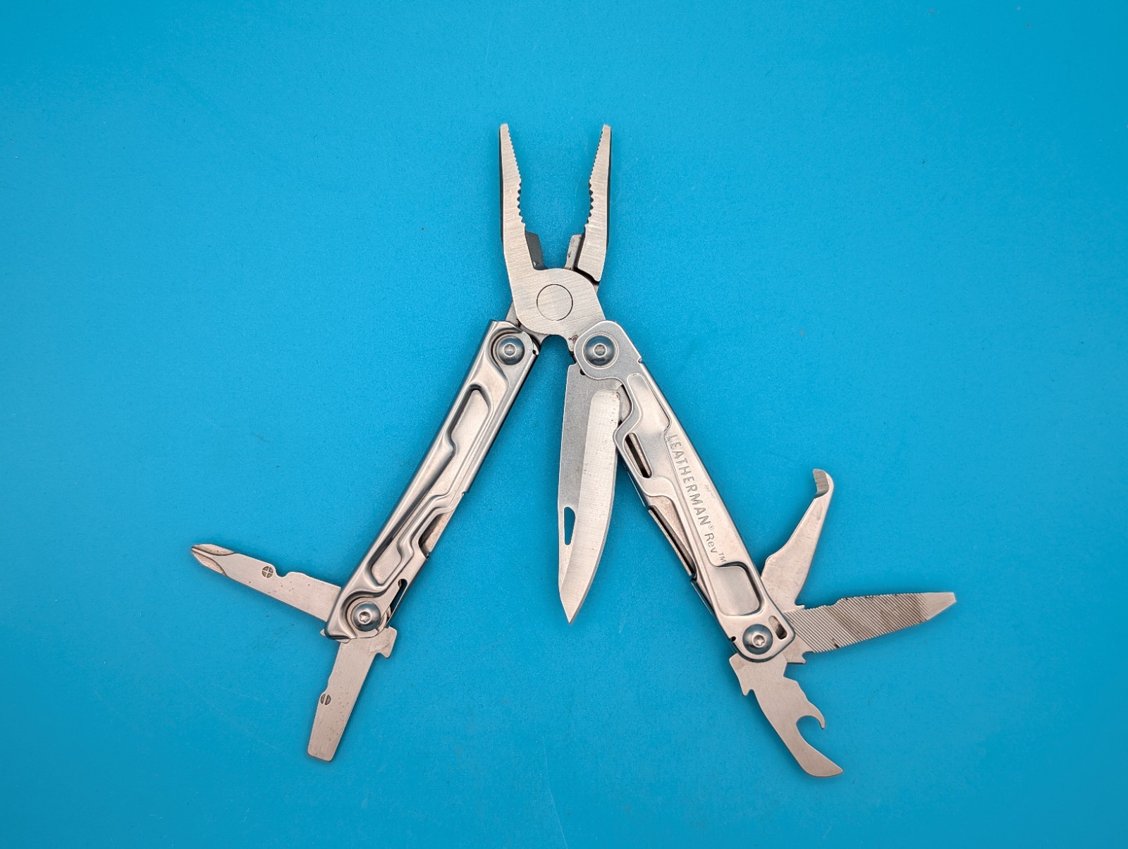 Leatherman Rev 3.8″ Multi-Tool, Stainless!