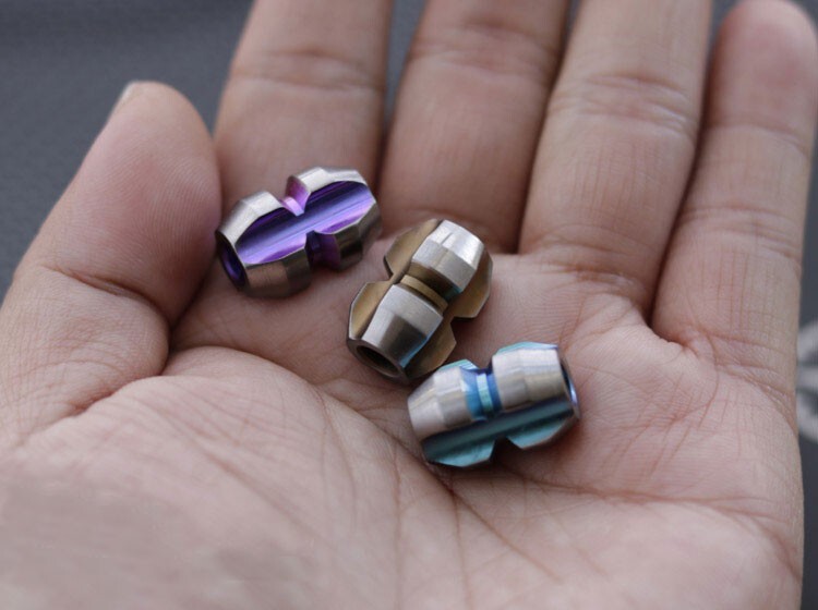 Titanium Alloy Parachute Cord Pendant Lanyard Bead Keychain DIY Zipper Head EDC