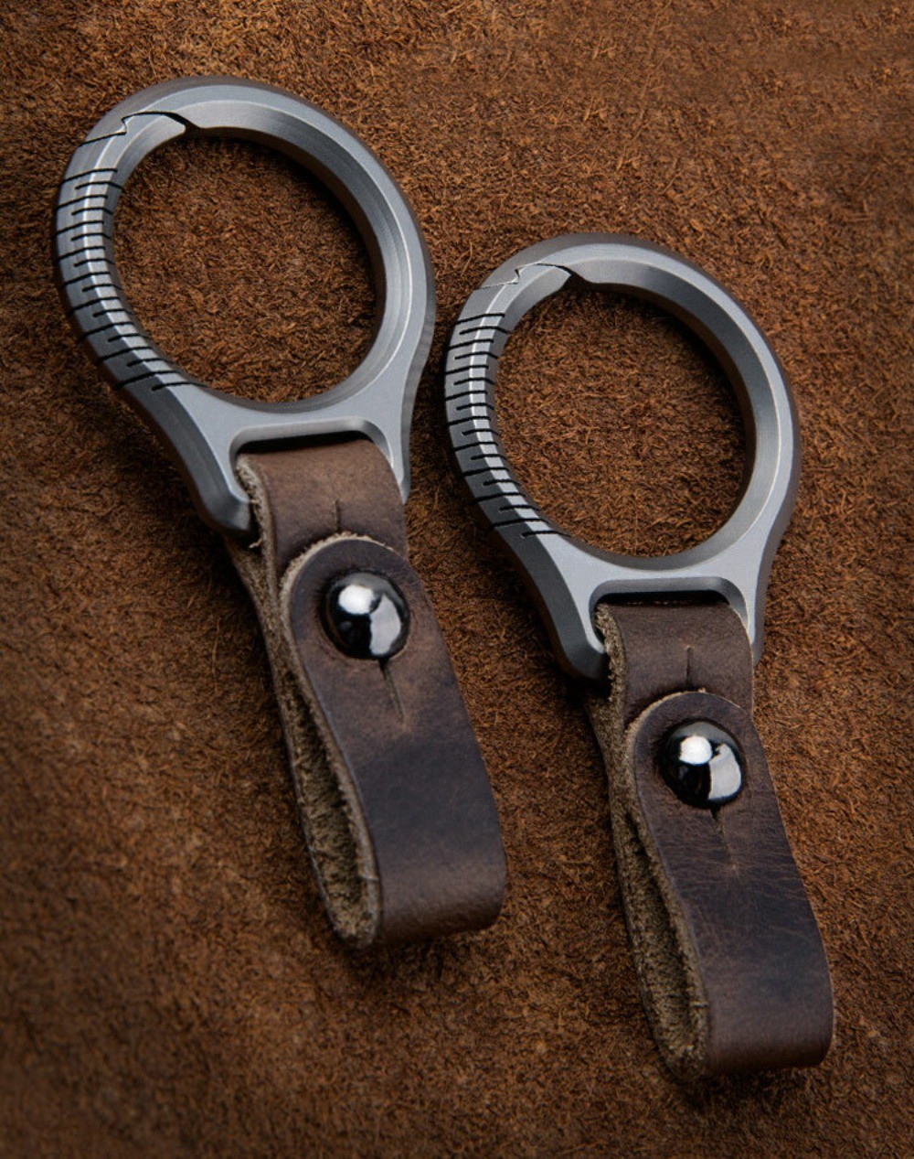 Titanium Alloy + Leather Keychain Portable Removable Key Ring Pendant EDC Tool
