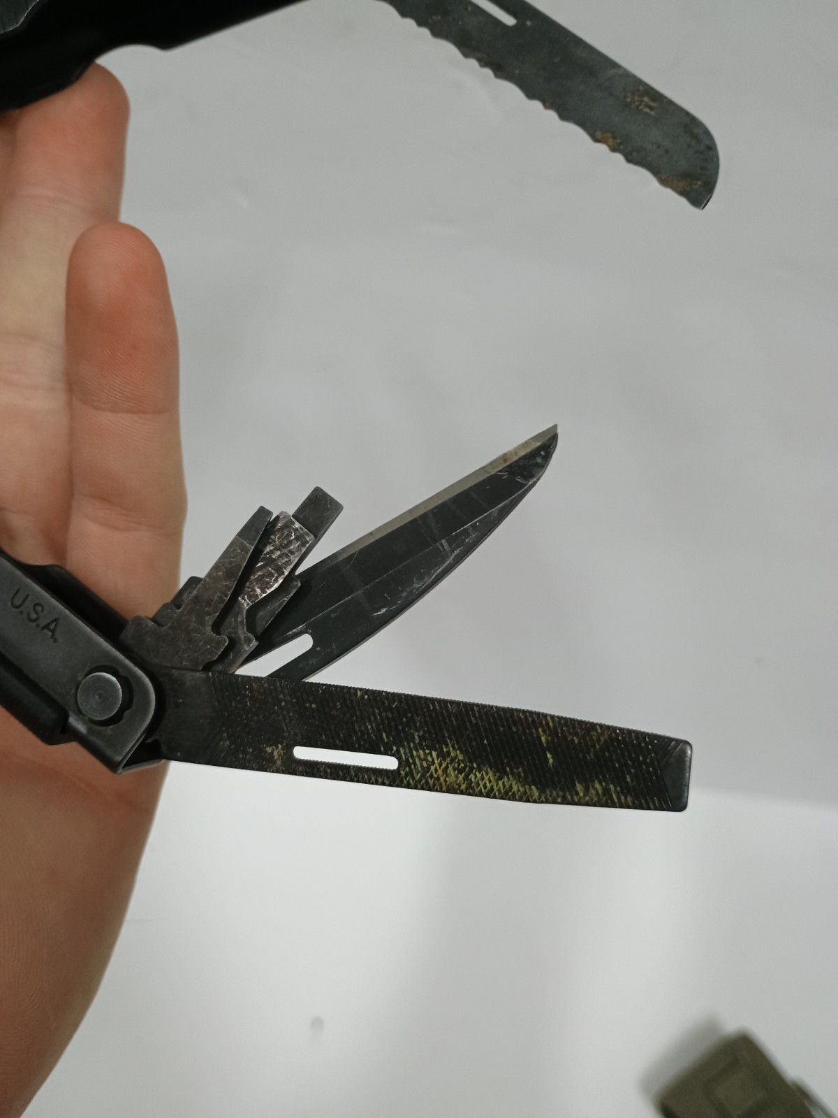 Gerber MP600 Multi Tool Multi plier Military Issue Black Camo Sheath w/Allen Key