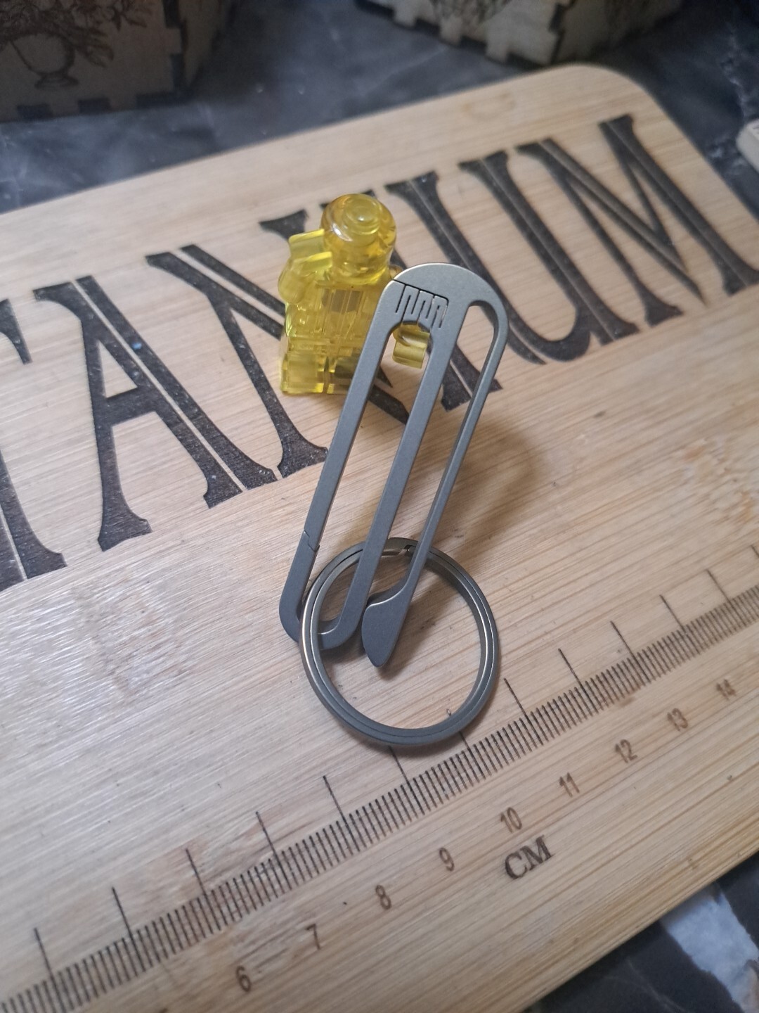 Custom Anodized Titanium Alloy Carabiner Belt Clip