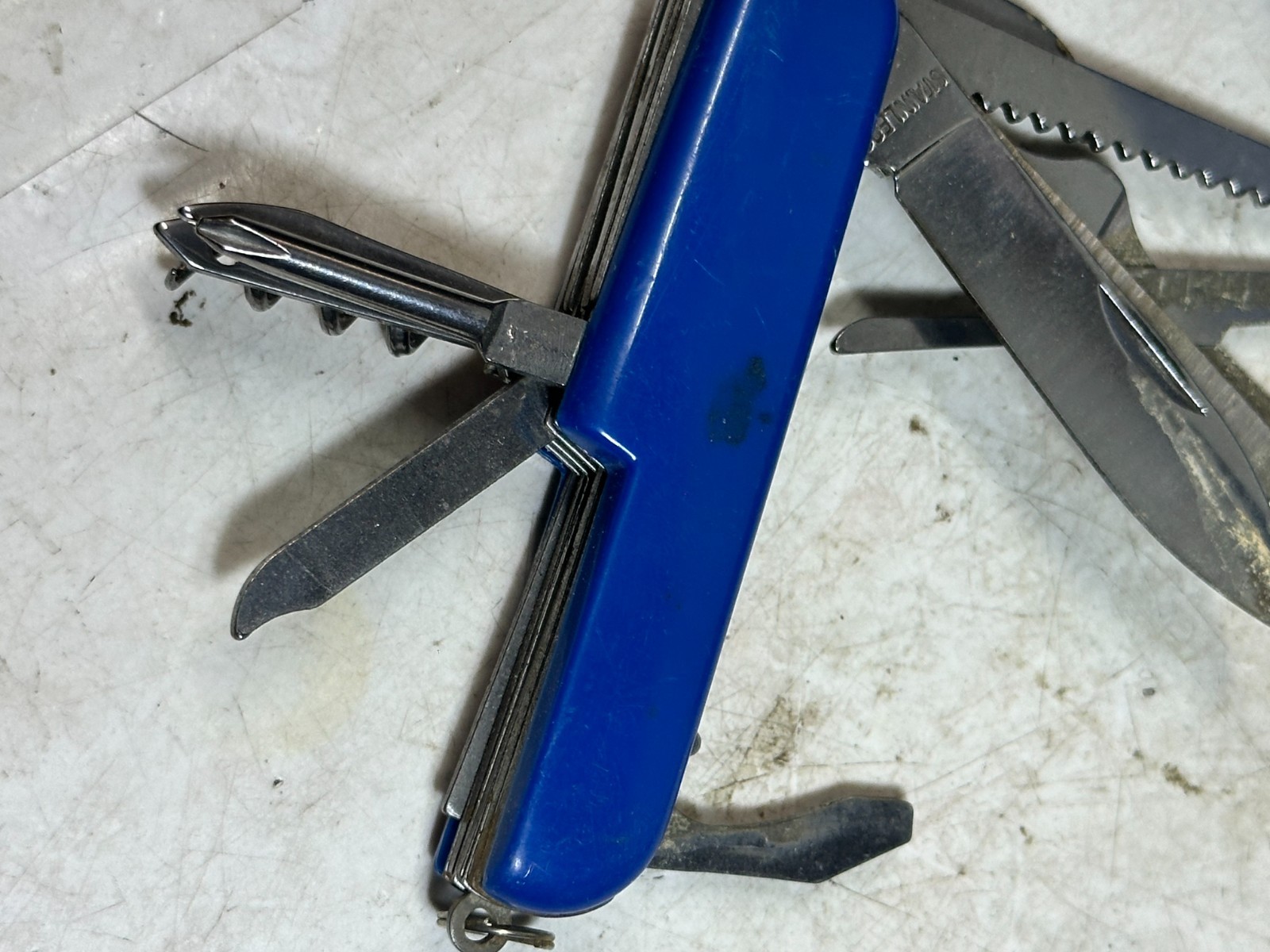 Vintage Blue Multi Tool Pocket Knife Saw Scissors Corkscrew Camping EDC