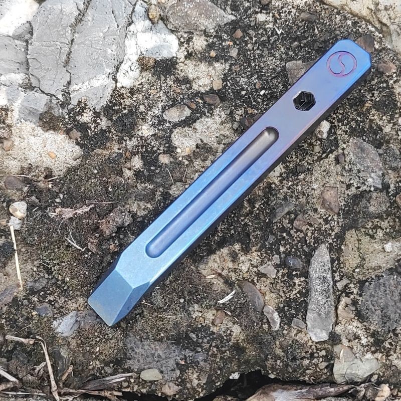 TC4 Titanium Alloy Pocket Pry Bar Multi Tool Lightweight Durable