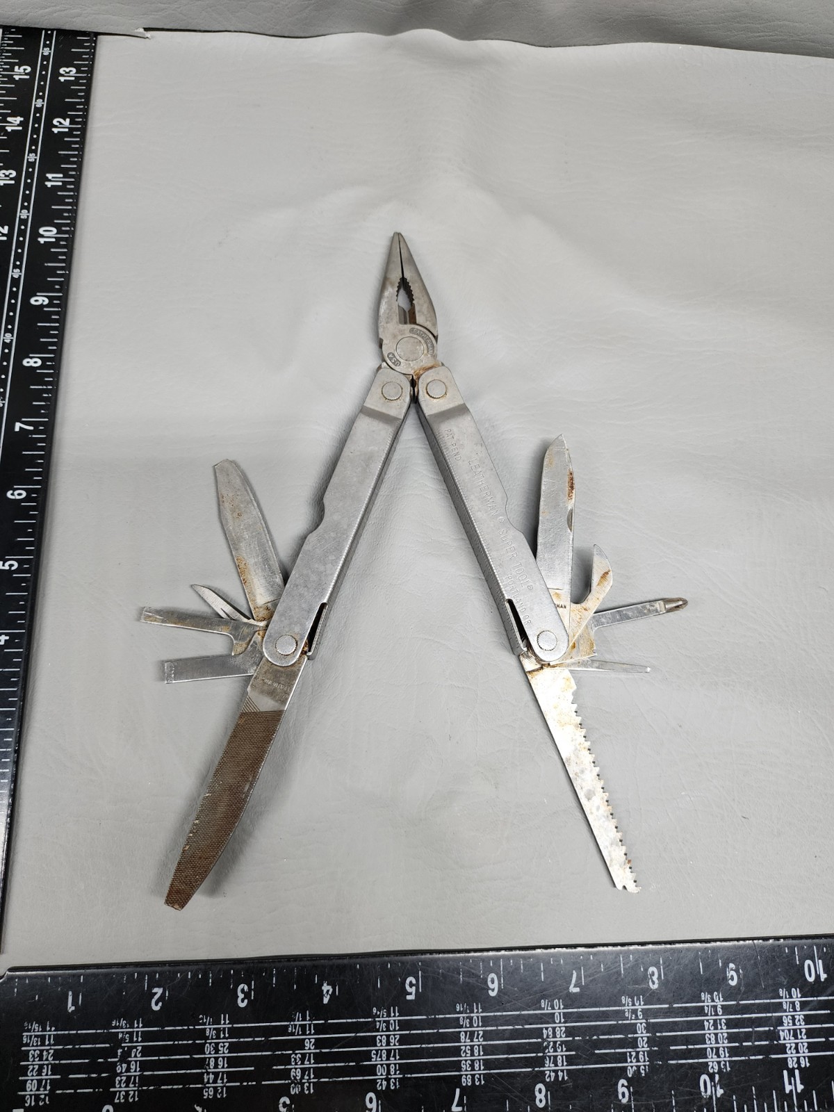 Leatherman Super Tool Original Multi-Tool Pliers Knife