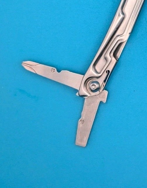 Leatherman Rev 3.8″ Multi-Tool, Stainless!