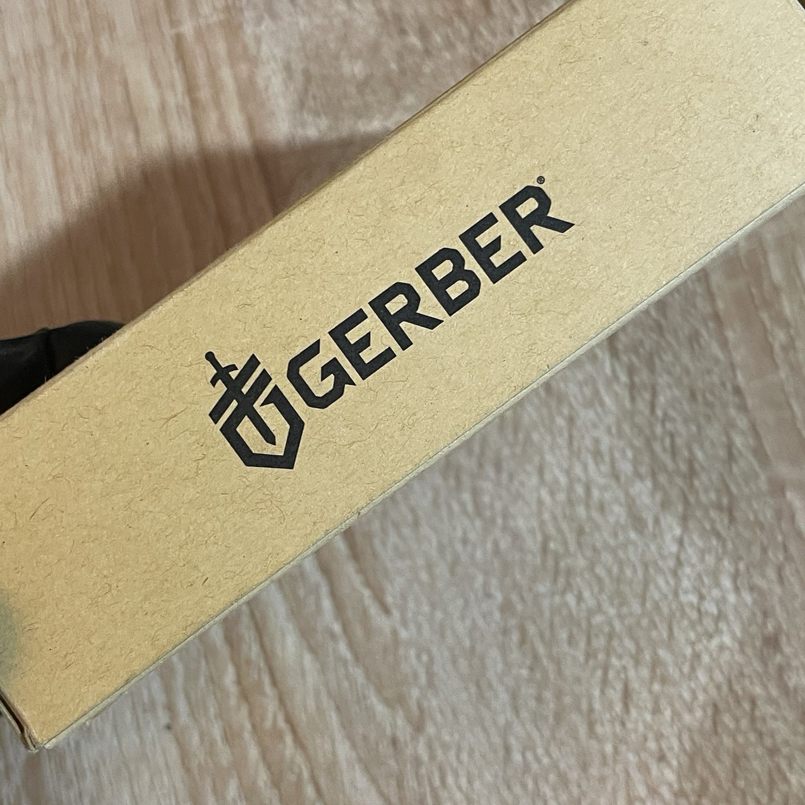 New Gerber Suspension NXT Multi Tool Pliers Knife Saw Scissors Screwdriver