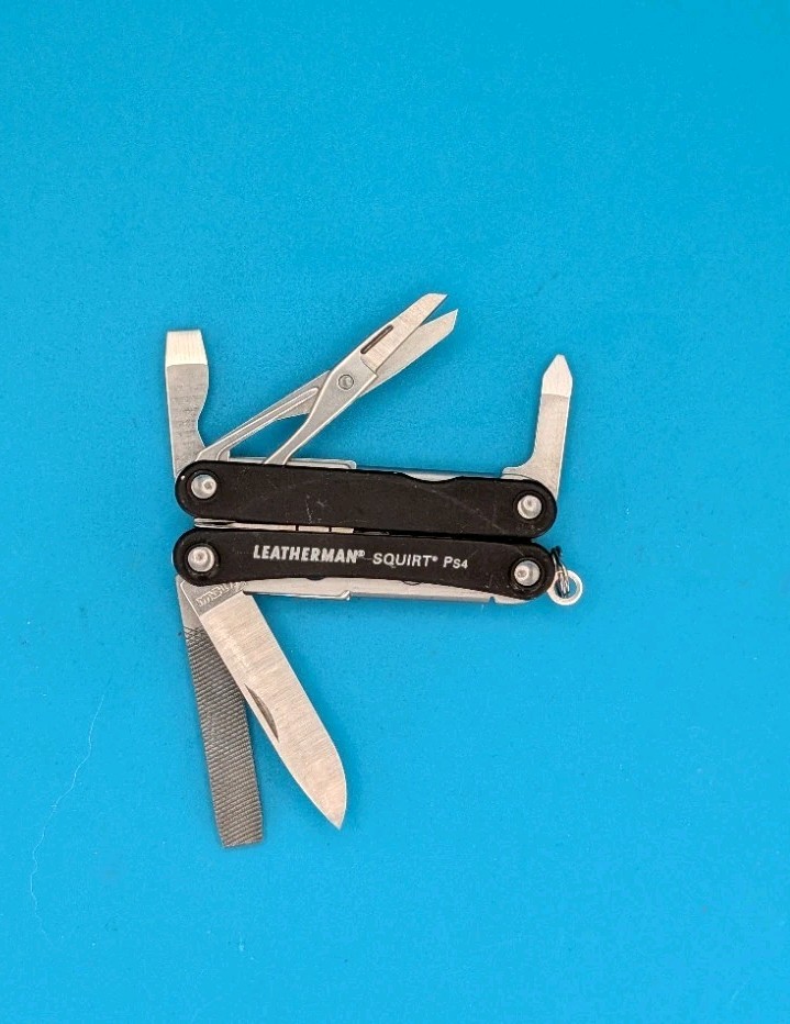 Leatherman SQUIRT PS4 Multi-Tool With Pliers Scissors Knife BLACK!