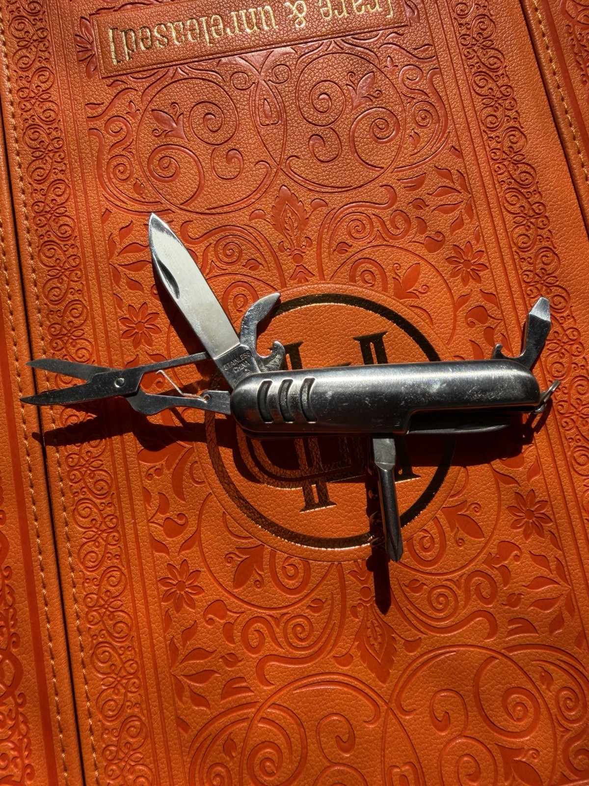 Vintage MEDA Incorporated St. Paul, MN Stainless Steel Multi-Tool Knife