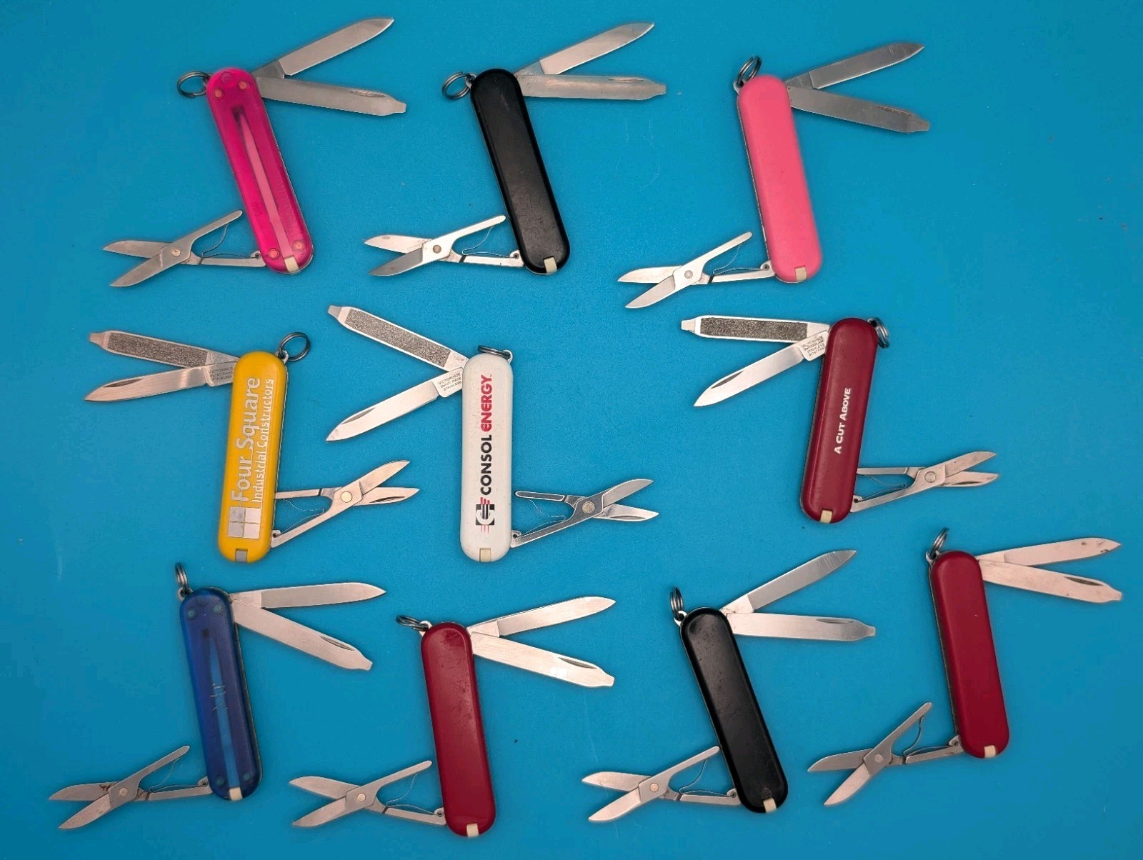 Lot of 10 Victorinox Classic Swiss Army Knife Multi Tools!