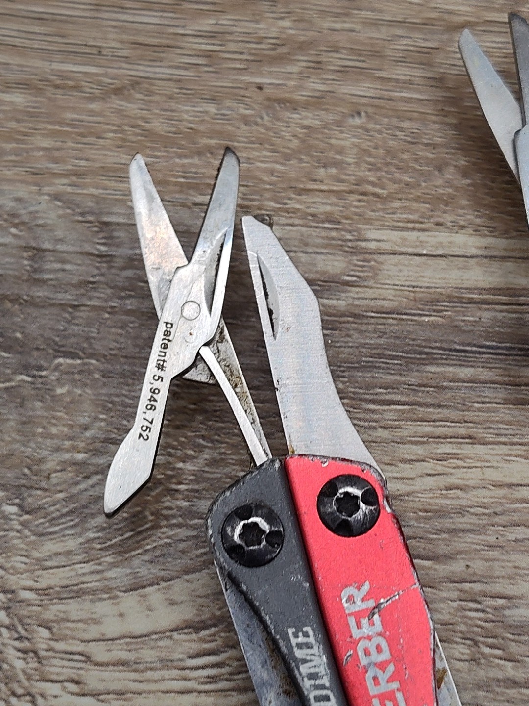 Lot W 2 Gerber Dime Multi Tool Pliers Knife Tools