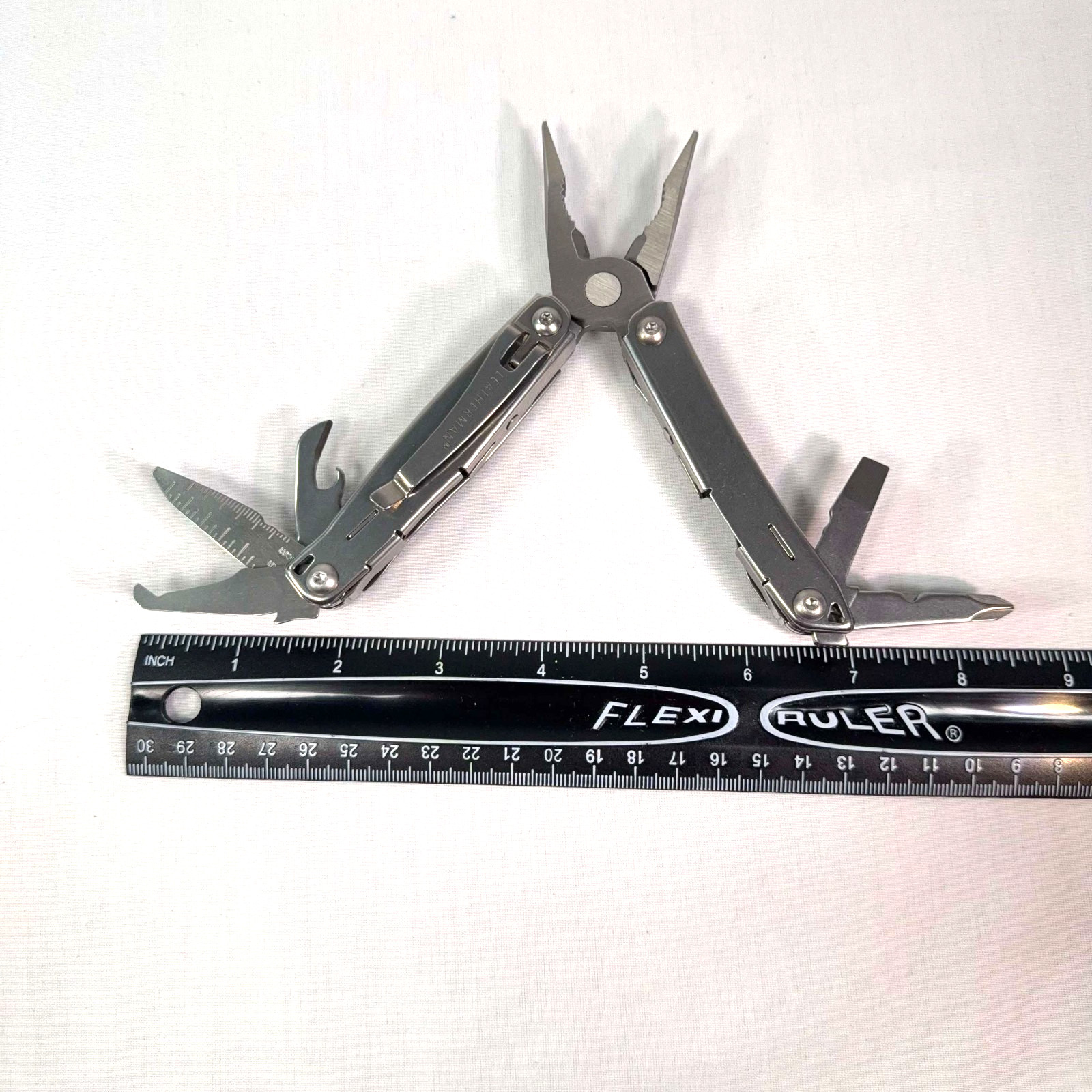Leatherman Wingman Multi Tool 831426 Complete In Box w Manual Excellent