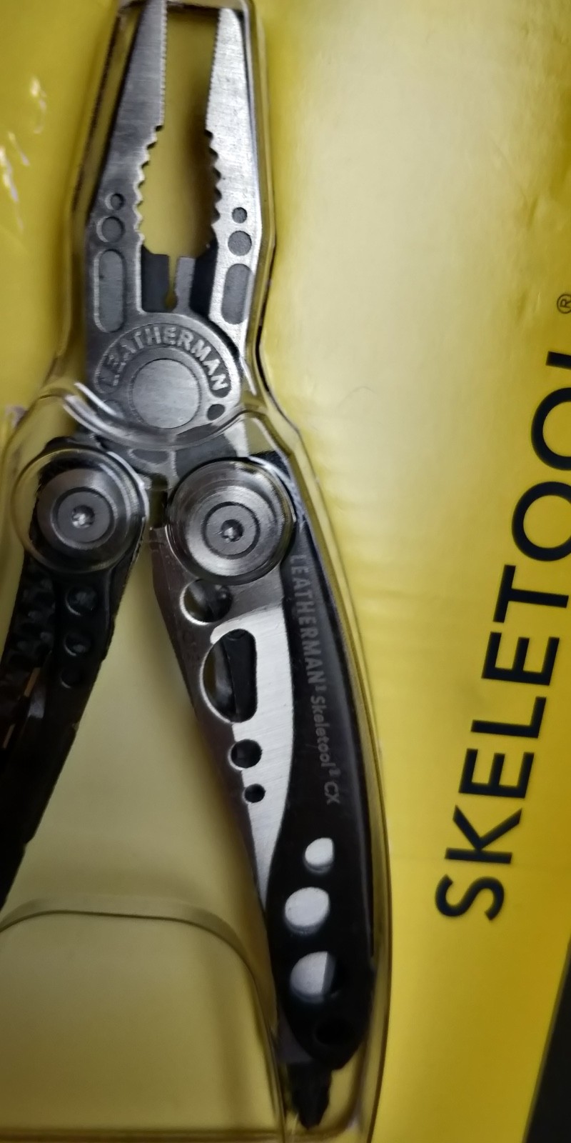 Leatherman Skeletool CX 7-in-1 Multi-Tool,Carbon Fiber Handle,Rare,Discontinued