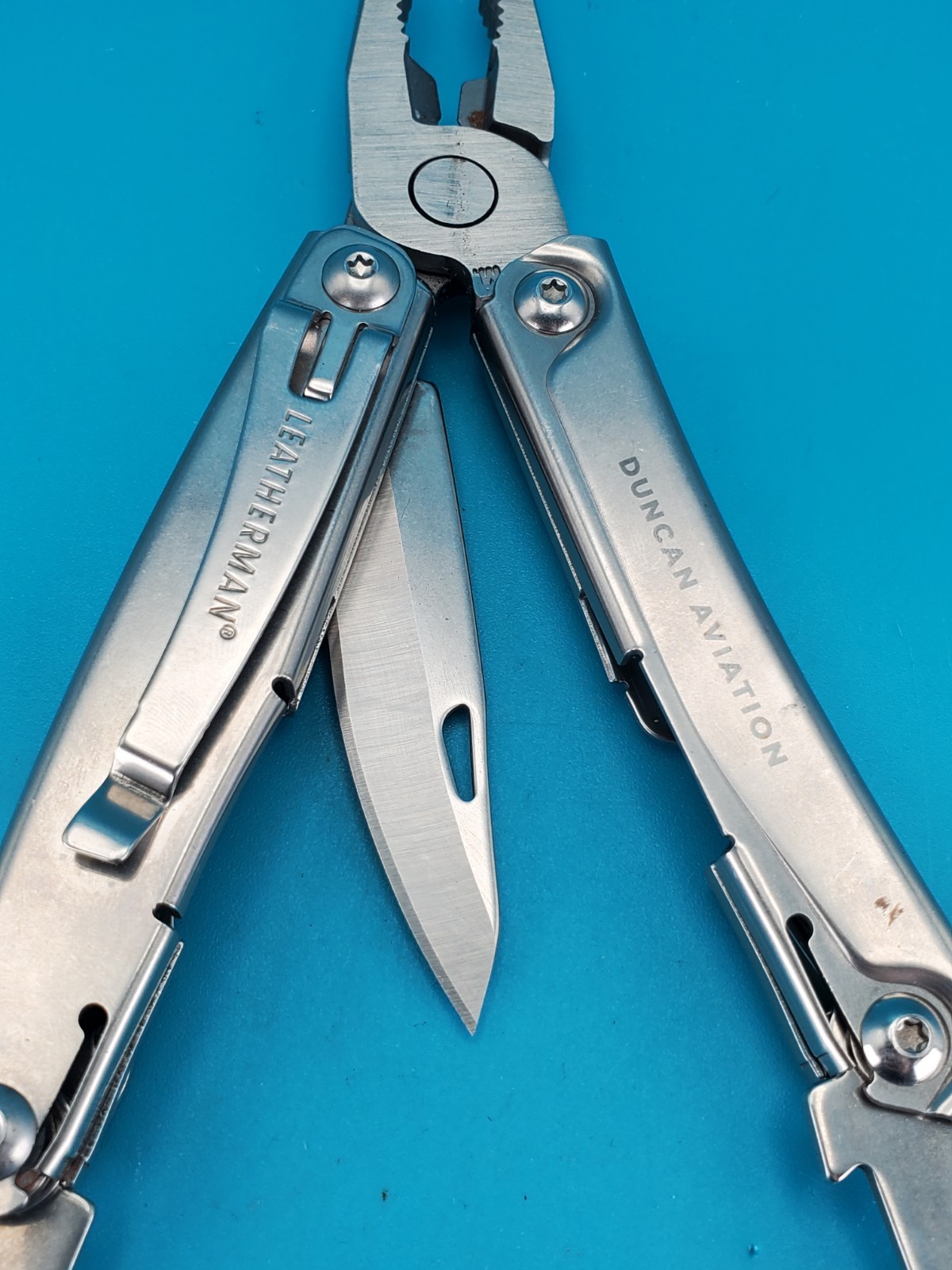 Leatherman Rev 3.8″ Multi-Tool, Stainless! *DUNCAN AVIATION*
