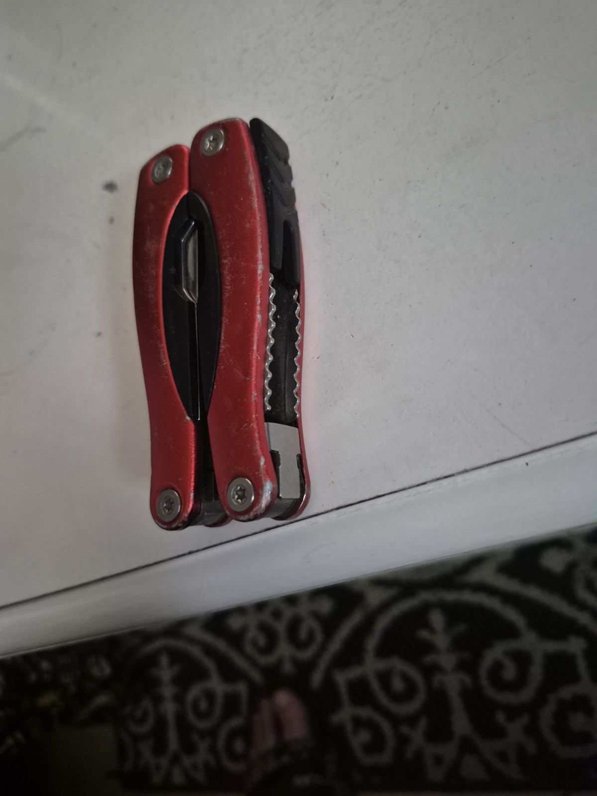 9 In 1 Portable Pocket Multi Tool Plier Survival Camping Travel Life Tools
