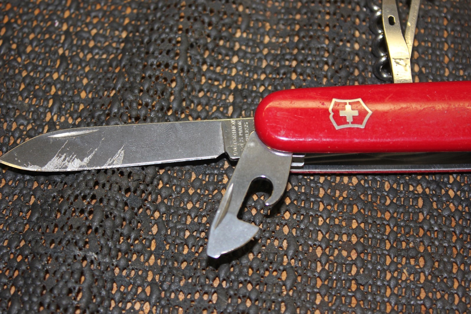 Victorinox Stainless Swiss Army Knife -officier suisse 10 function RED #765