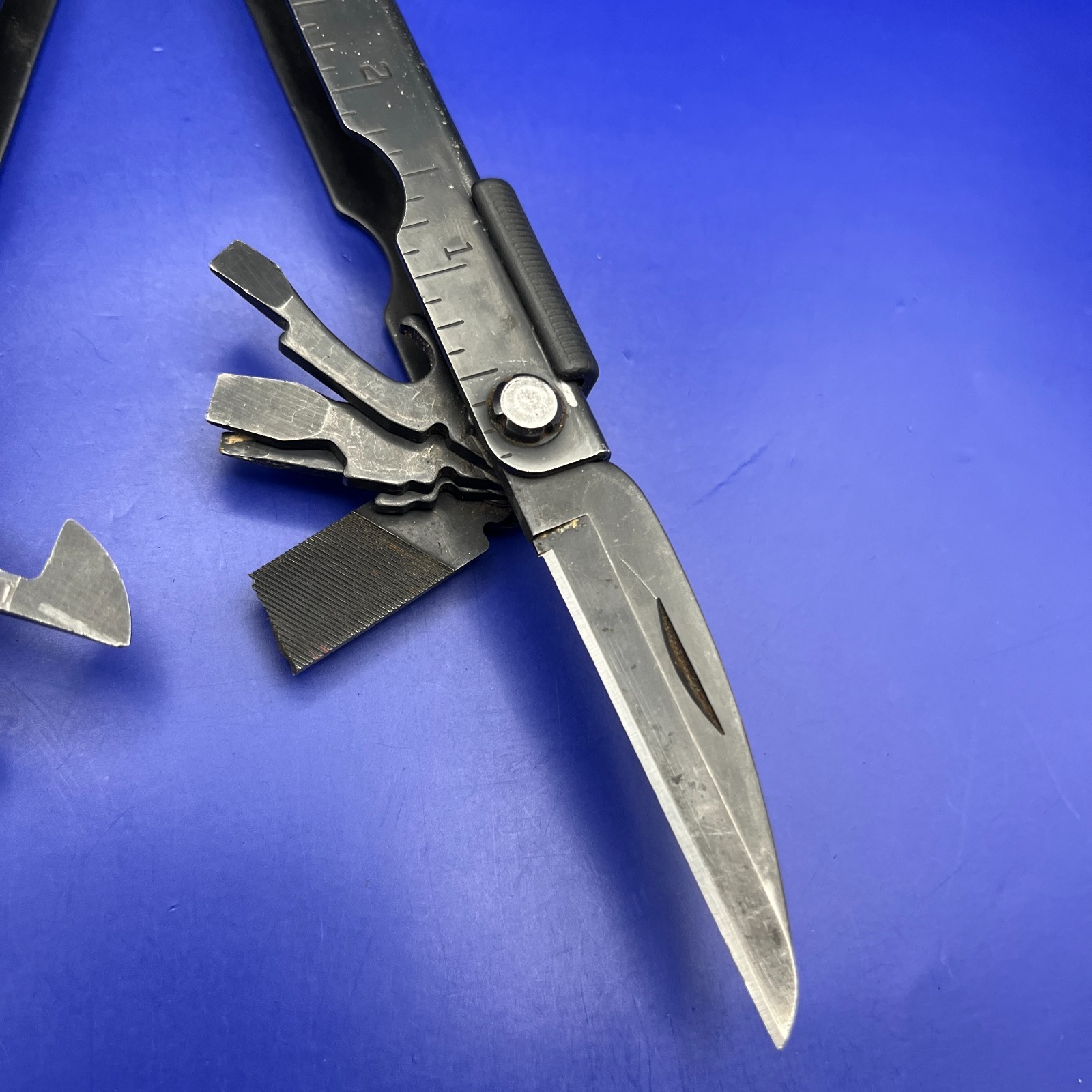 Gerber MP600 Black Oxide Multi-Tool Needle Nose Pliers