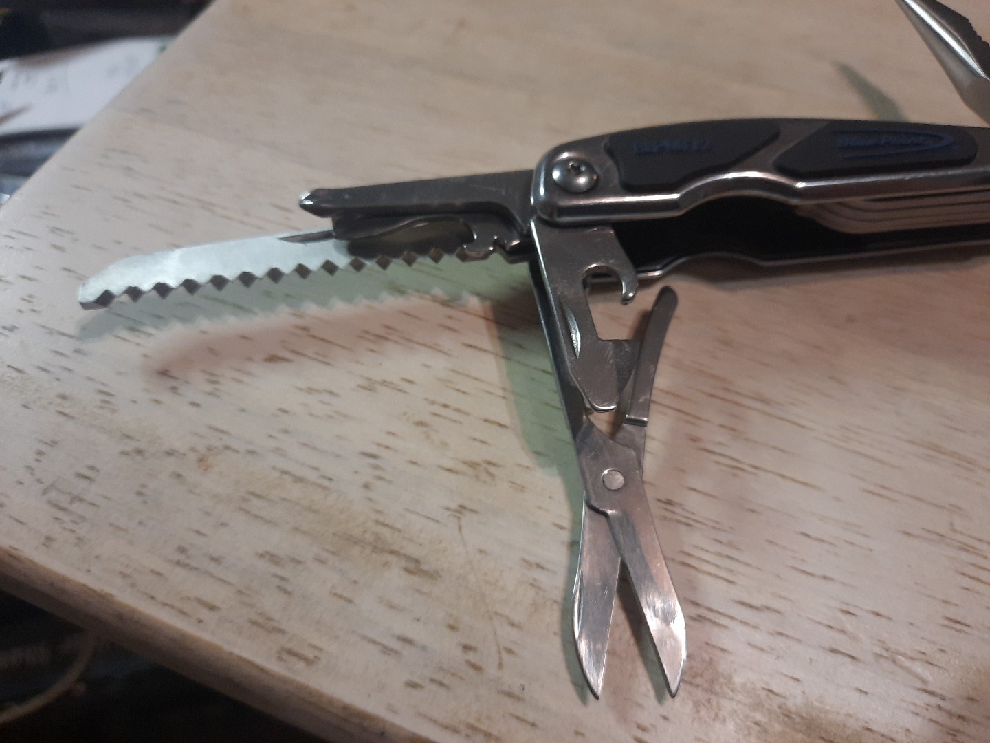 BLUE POINT BLPMT12 Multitool w/LED Work Light