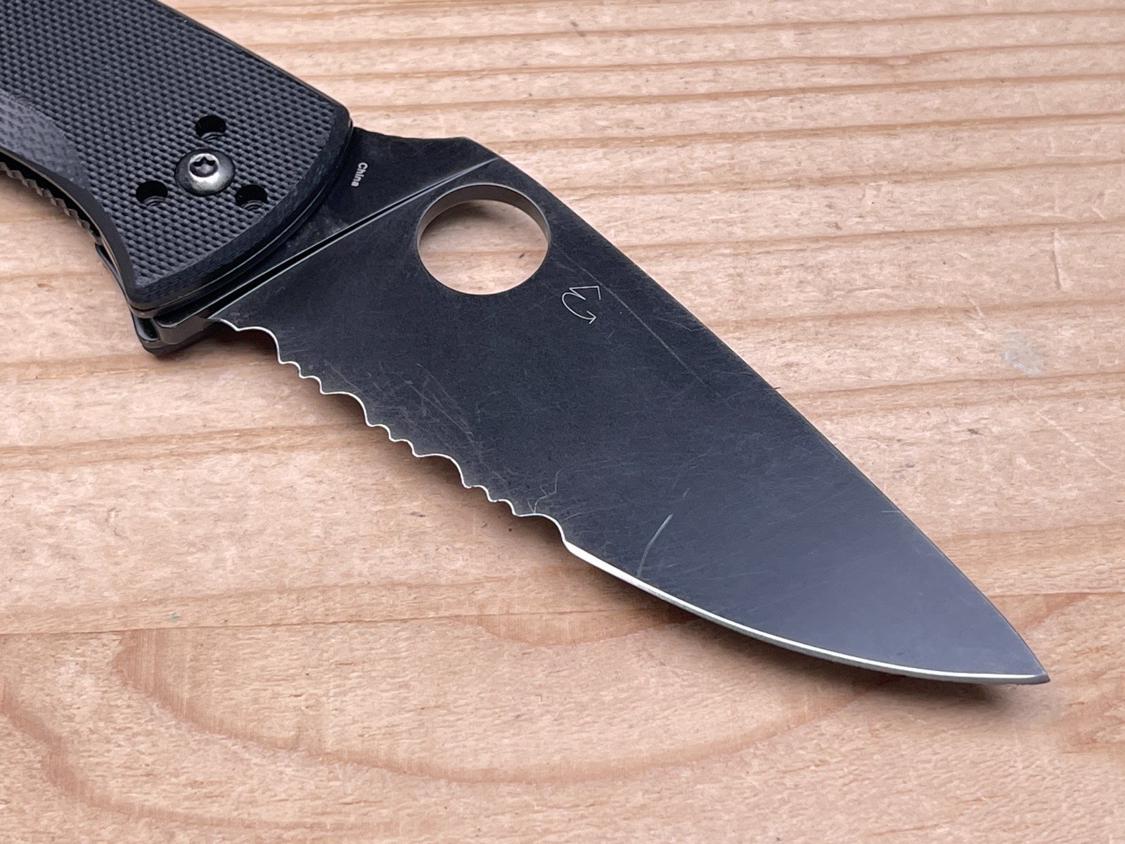 Spyderco Tenacious Folding Pocket Knife 8Cr13MoV Black Partially Serrated Blade
