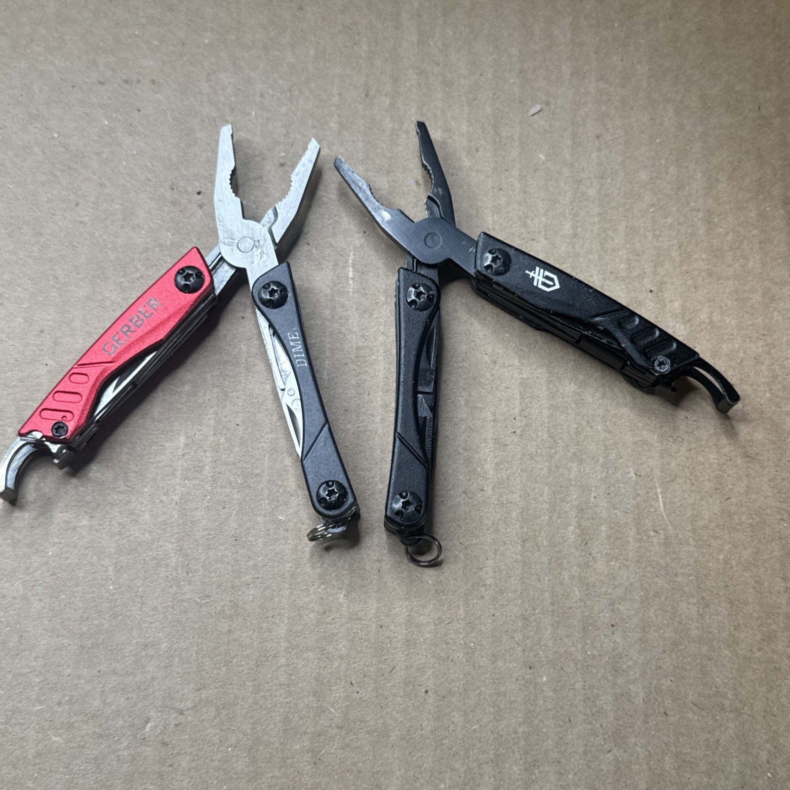 Lot 2 Gerber Dime Multi-Tool Pocket Knife Keychain Folding Pliers, Red And Black