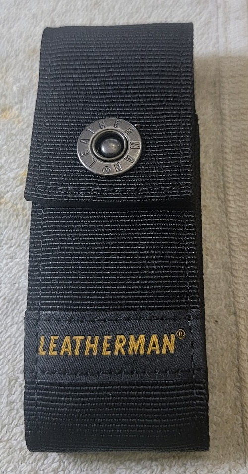 Leatherman Black Nylon Sheath Large, new