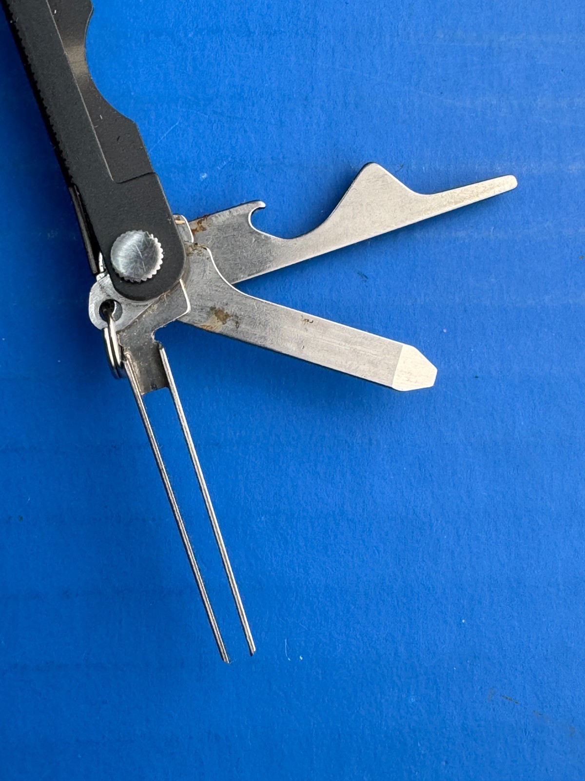 Leatherman Micra 10 in 1 Multitool Anodized Aluminum – Jet Black