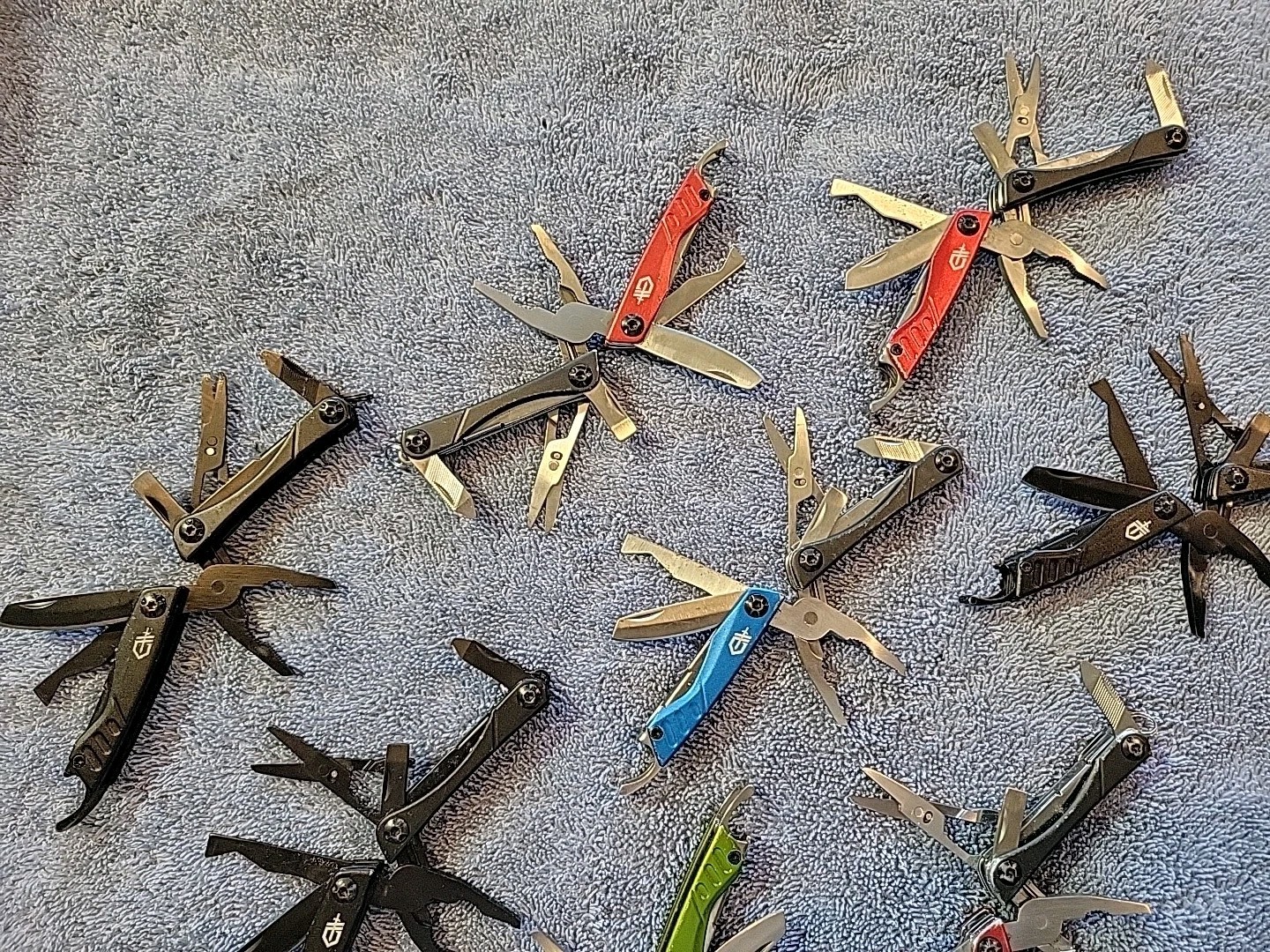 Gerber Dime Mini Keychain Multi-Tool – LOT OF 8 – Knife – Pliers – Scissors