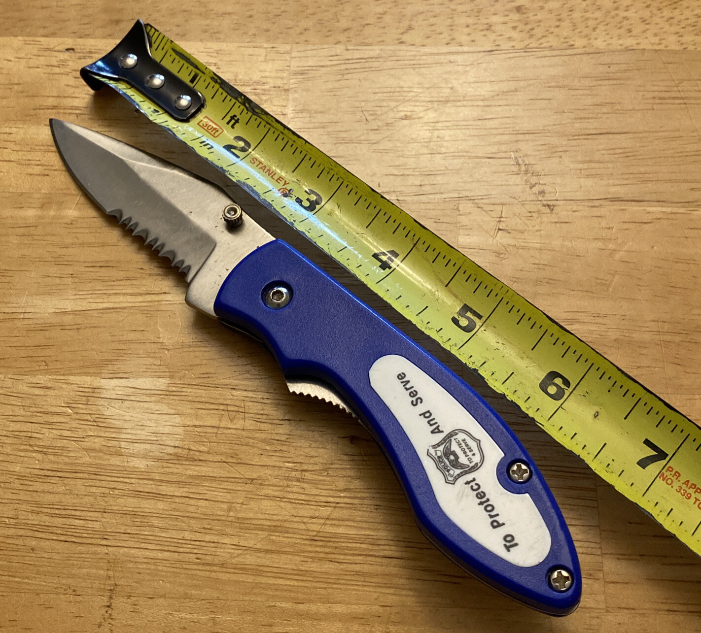 Stainless Saw Blade Folding Knife Police To Protect And Serve Blue Single Blade