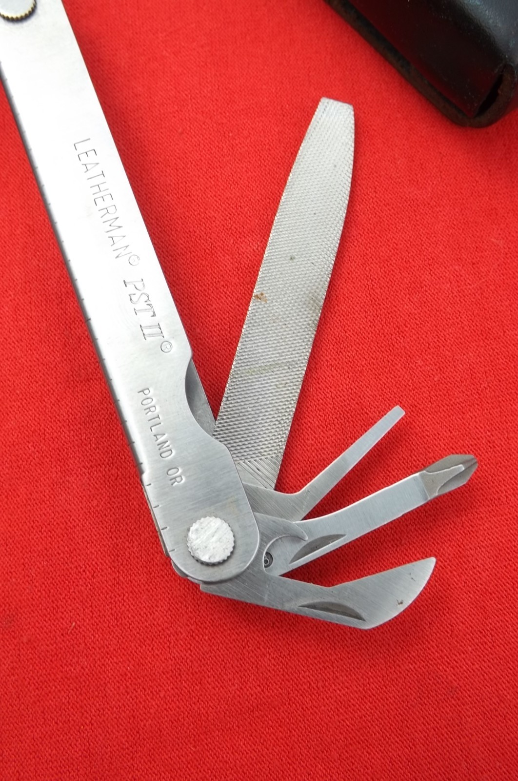 Leatherman PST II Multi-Tool Stainless Portland USA W/ Sheath Case 1198 UNUSED