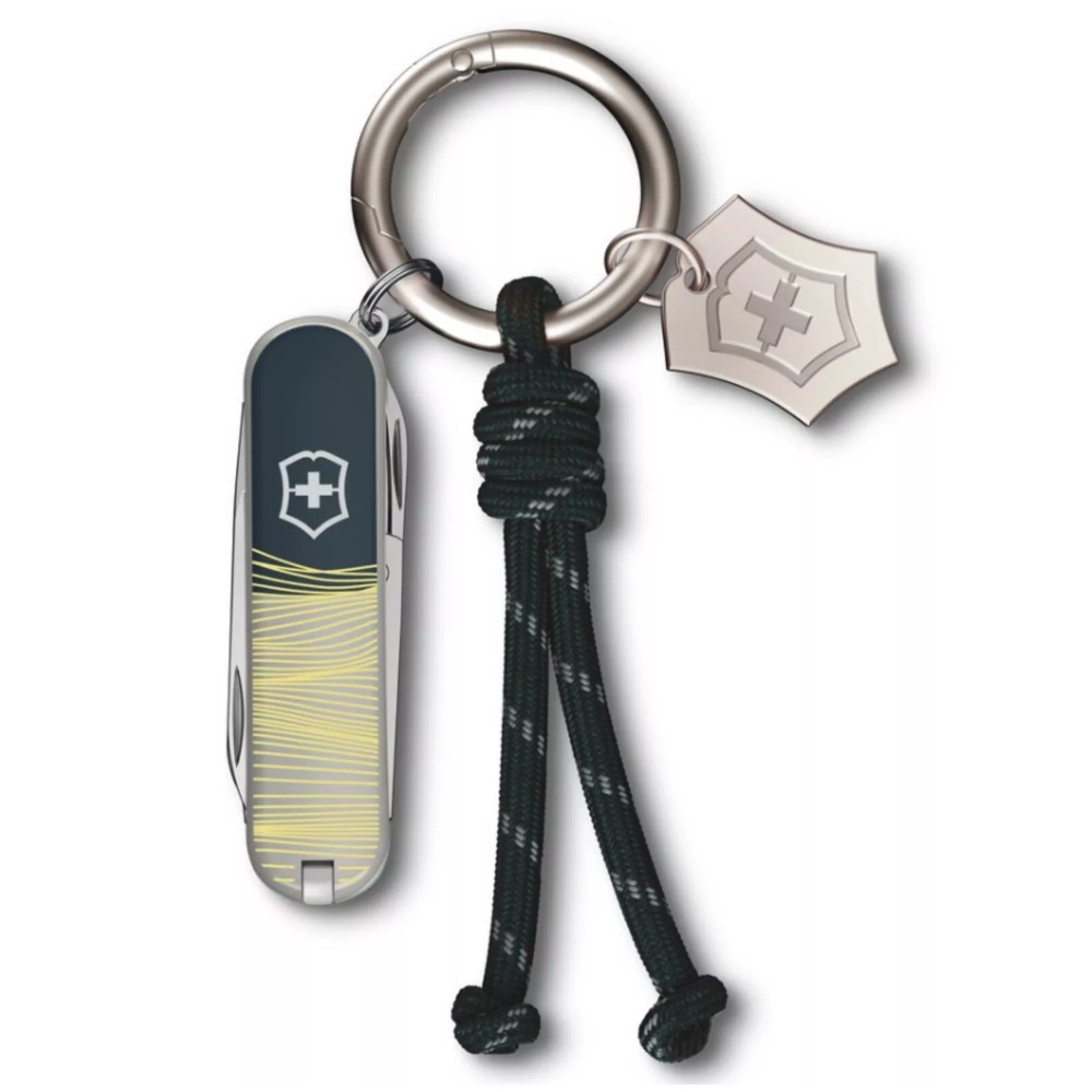 Victorinox Swiss Army Classic SD New York Style Pocket Knife – 35105L23NY