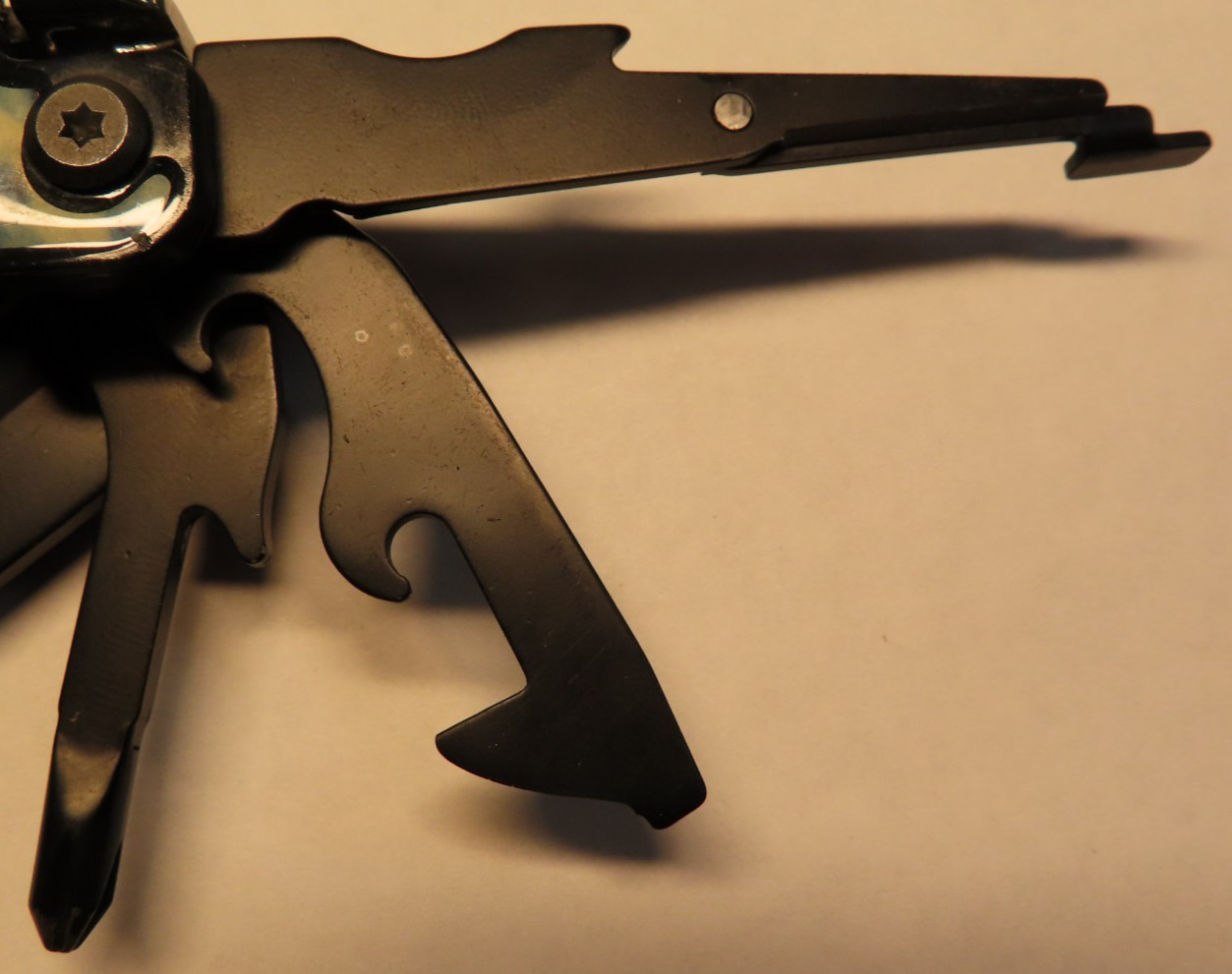 Mossy Oak Multi Tool VERY COOL EXCELLENT CONDITION