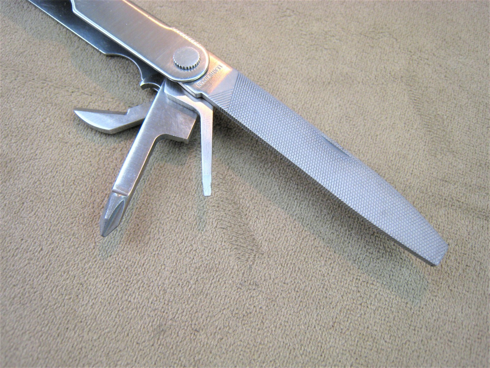 TIGHT! VINTAGE USA LEATHERMAN TOOL US. REG. TM 1325473 MULTI-TOOL KNIFE PLIERS