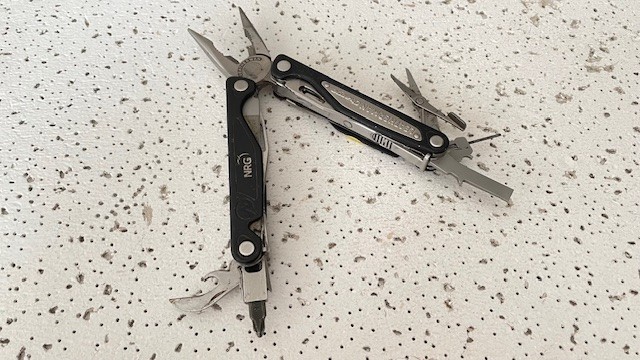 Leatherman Charge Nylon & Stainless Steel Black Multi Tool Pliers,Knife – –