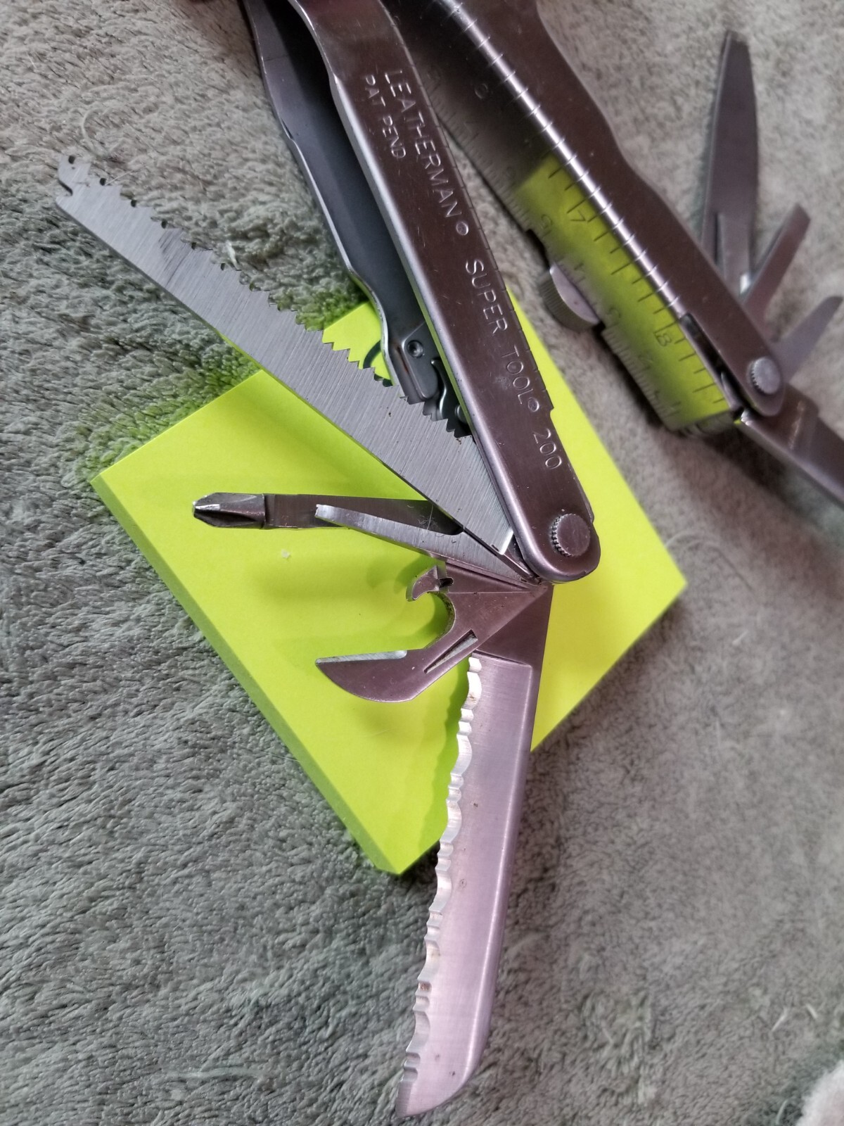 1 Leatherman SUPER Tool 200 COLLECTIBLE LOT U110